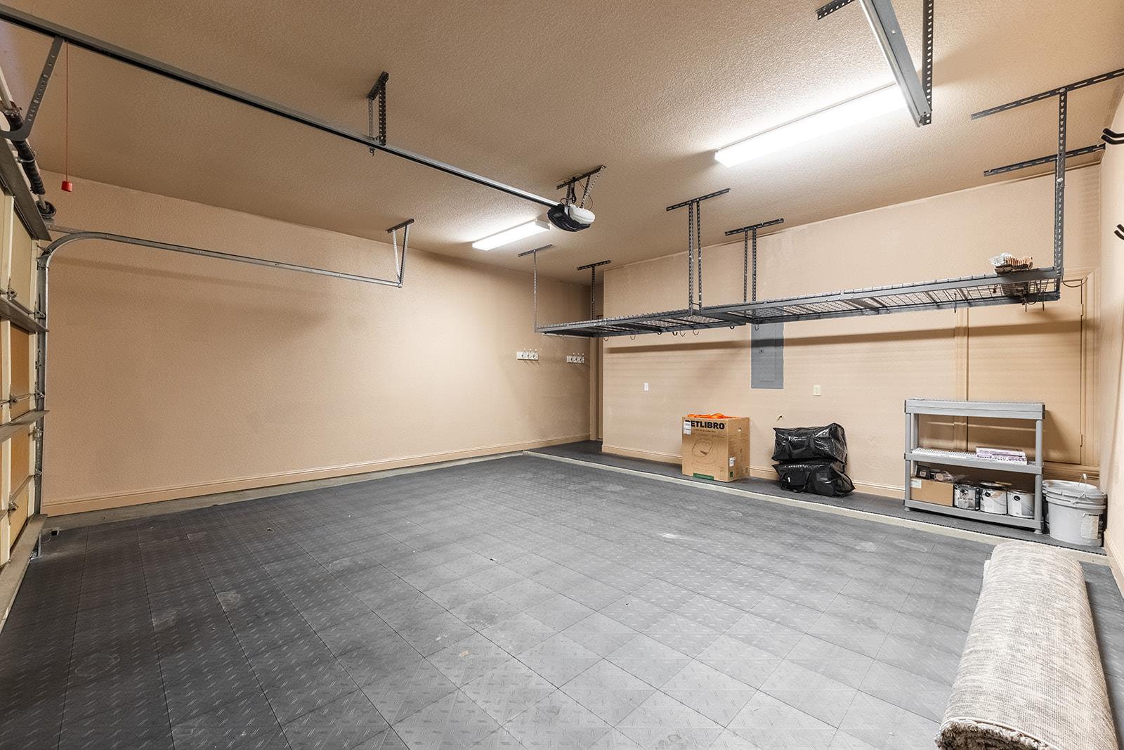 8916 Villa Norte Dr, Austin, TX 78726