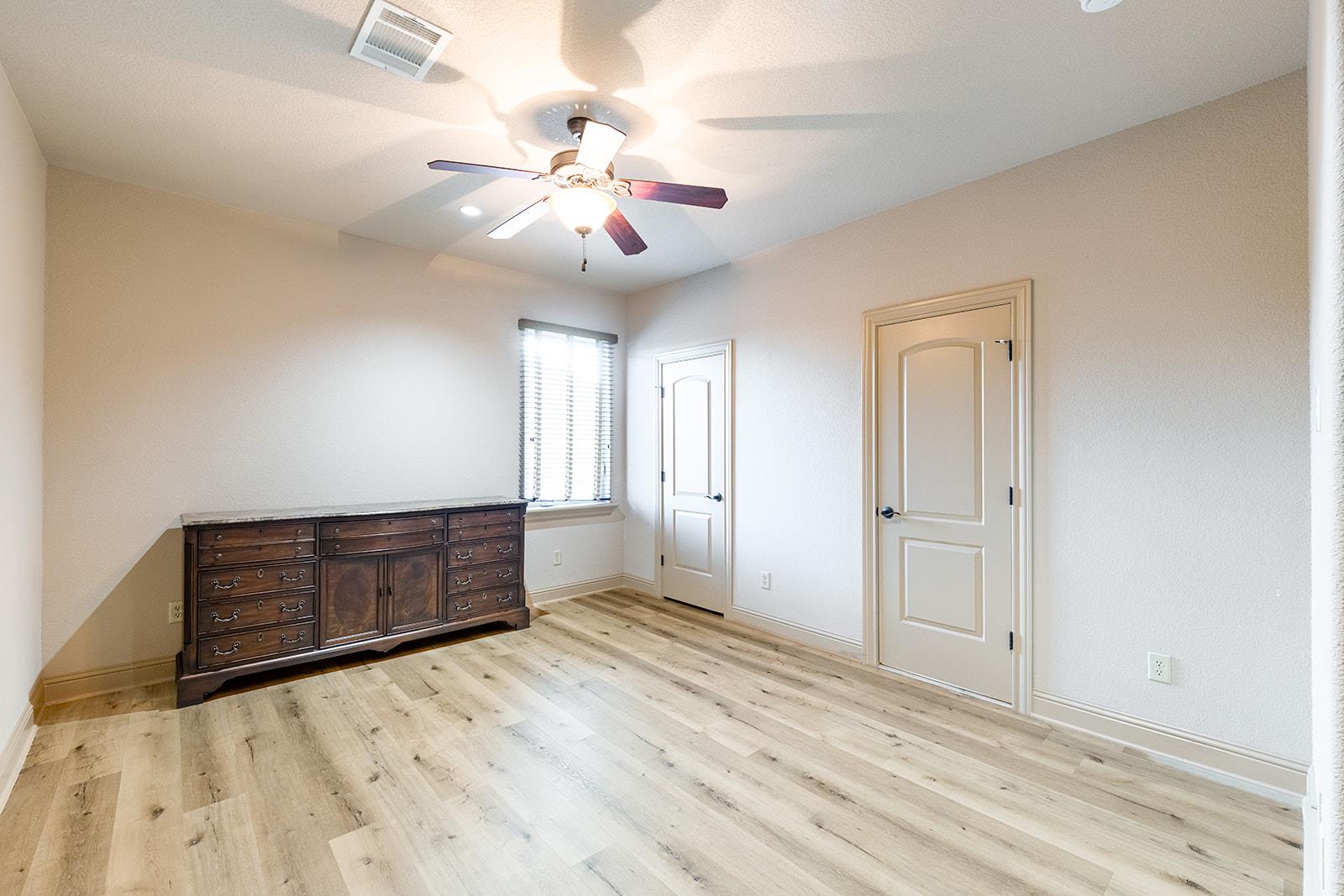 8916 Villa Norte Dr, Austin, TX 78726