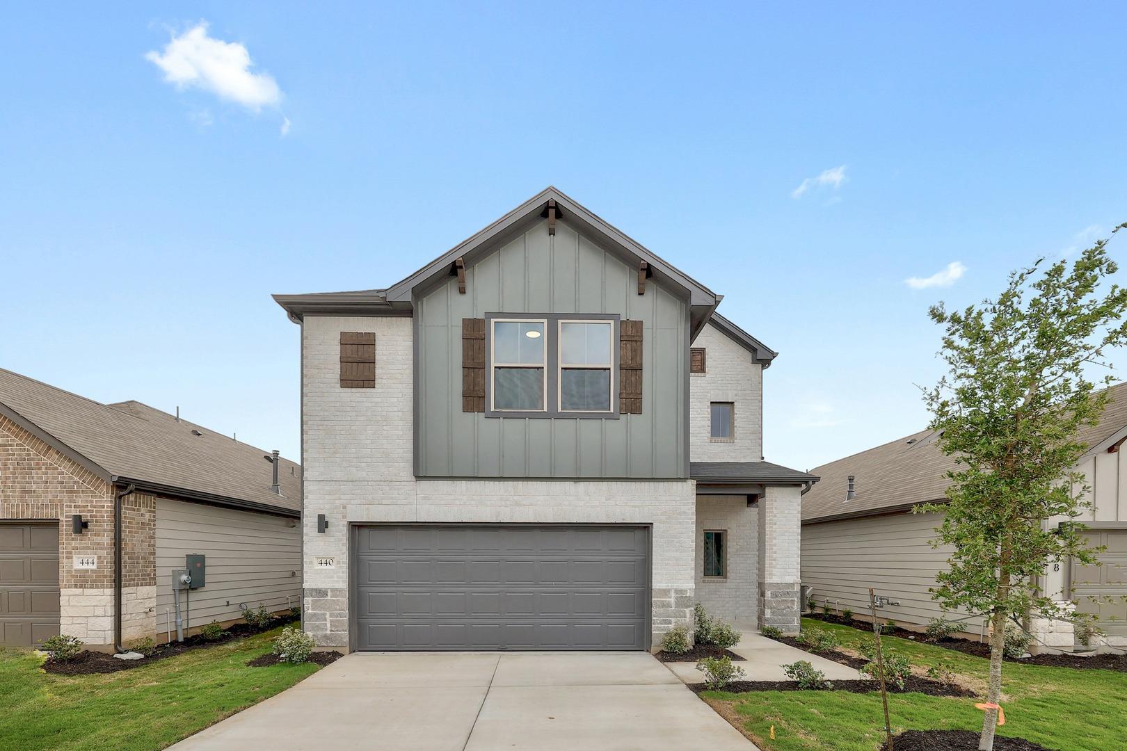 440 Lucky Ave, Elgin, TX 78621