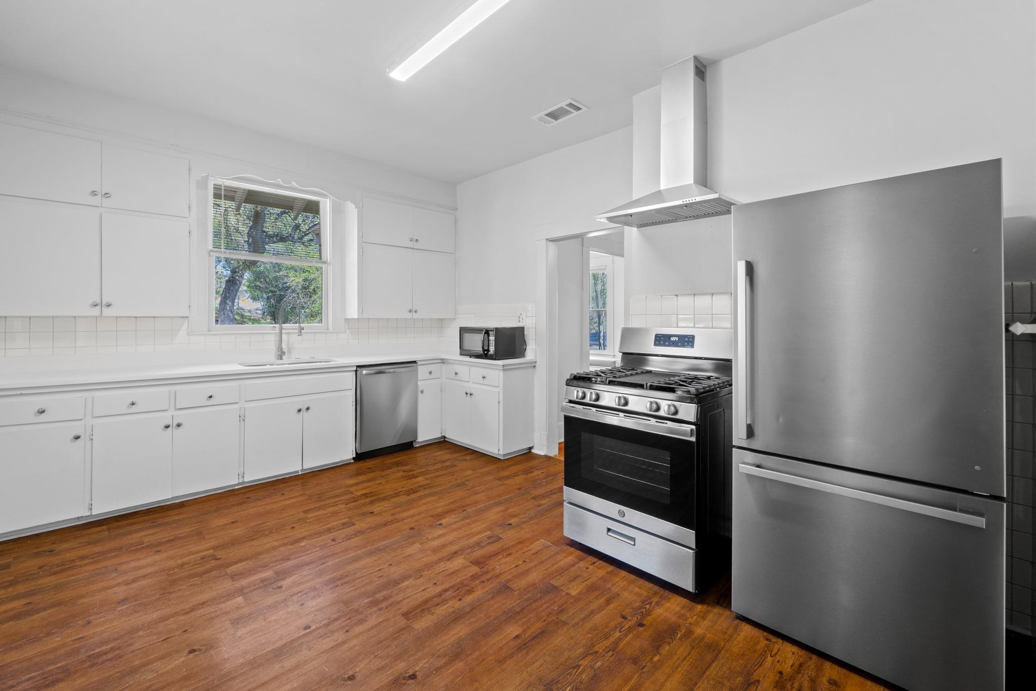 1117 Enfield Rd, Austin, TX 78703