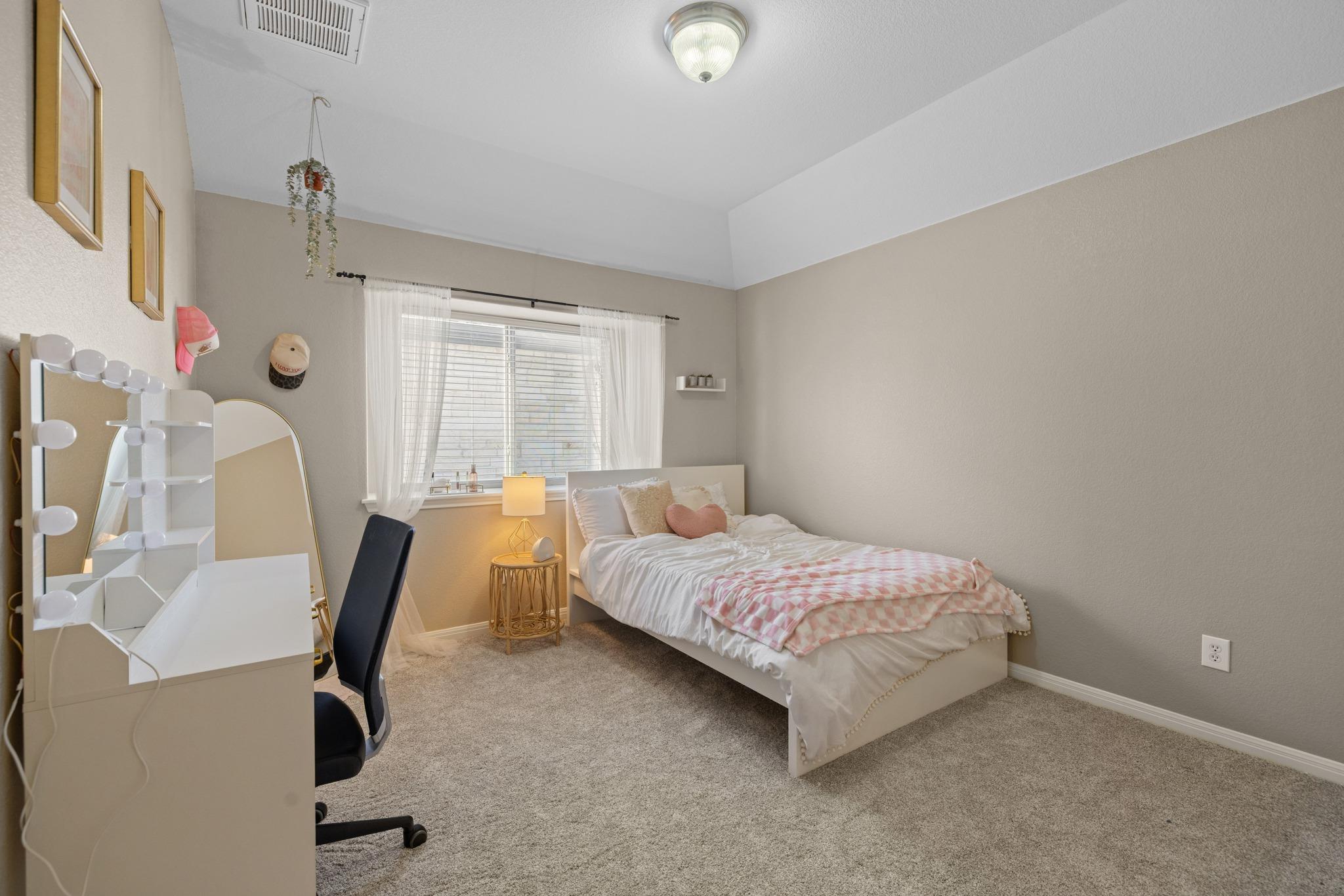 222 Sycamore St, Georgetown, TX 78633