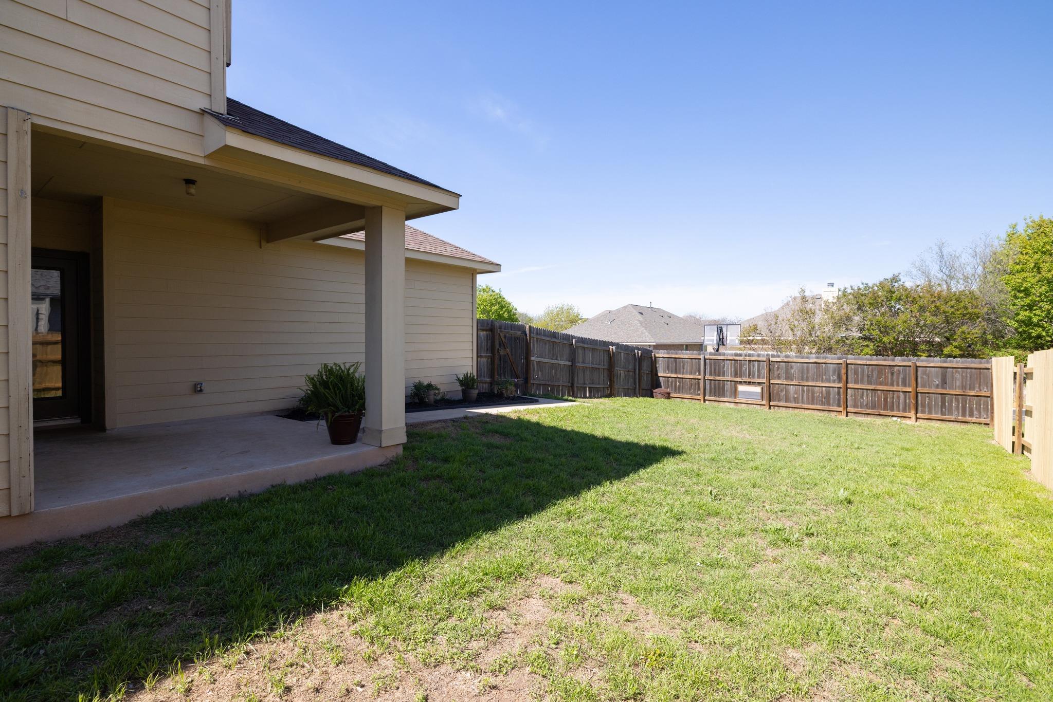 222 Sycamore St, Georgetown, TX 78633