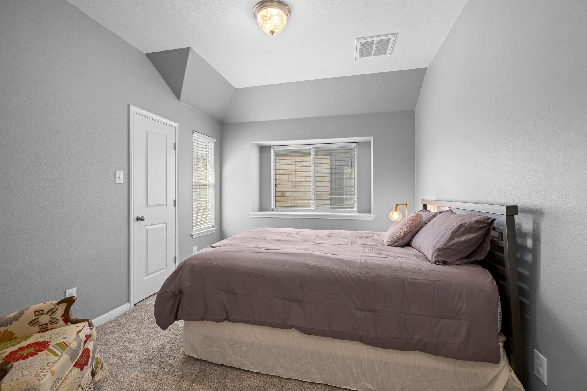 222 Sycamore St, Georgetown, TX 78633