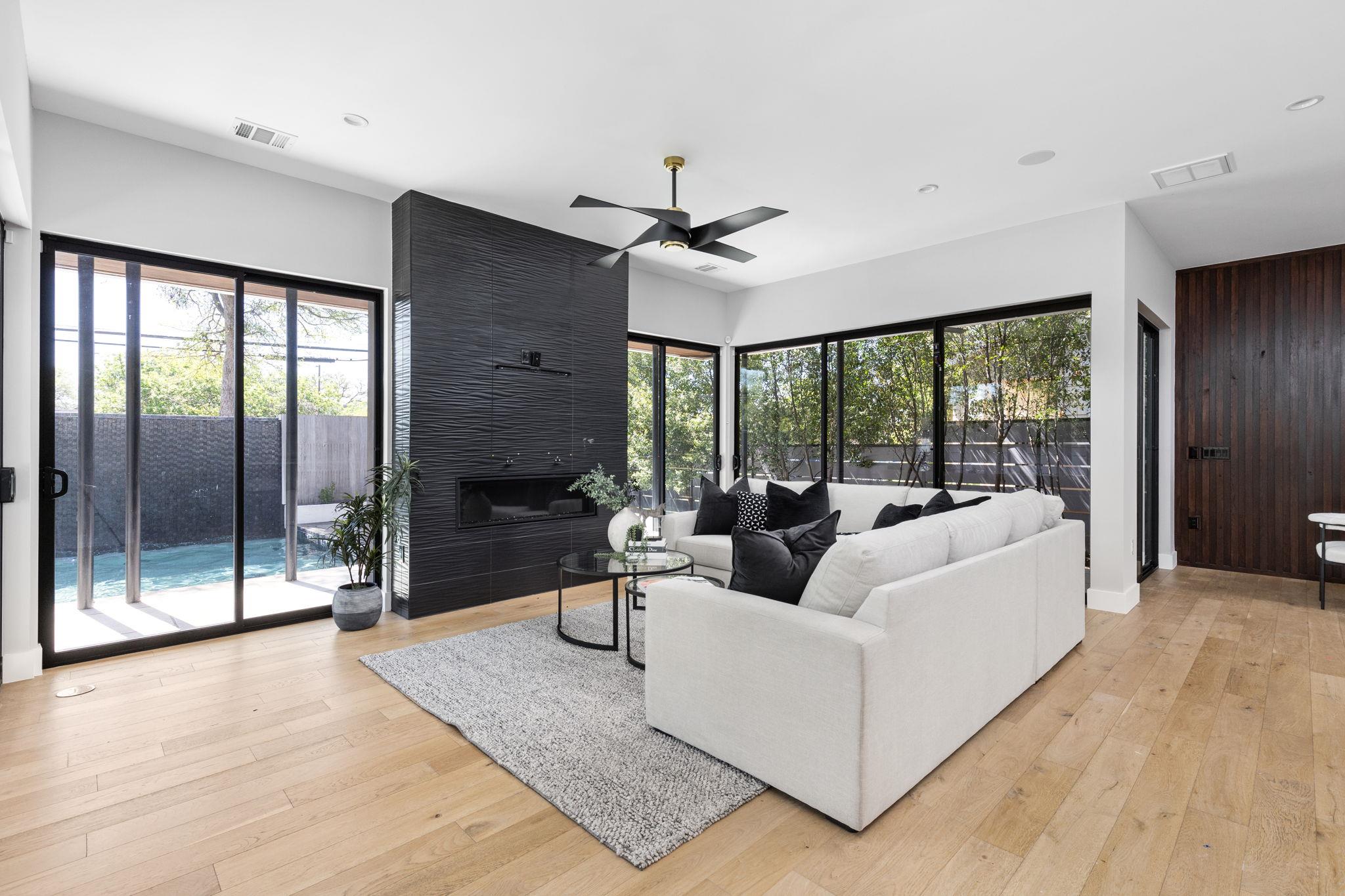 700 Wayside Dr, Austin, TX 78703