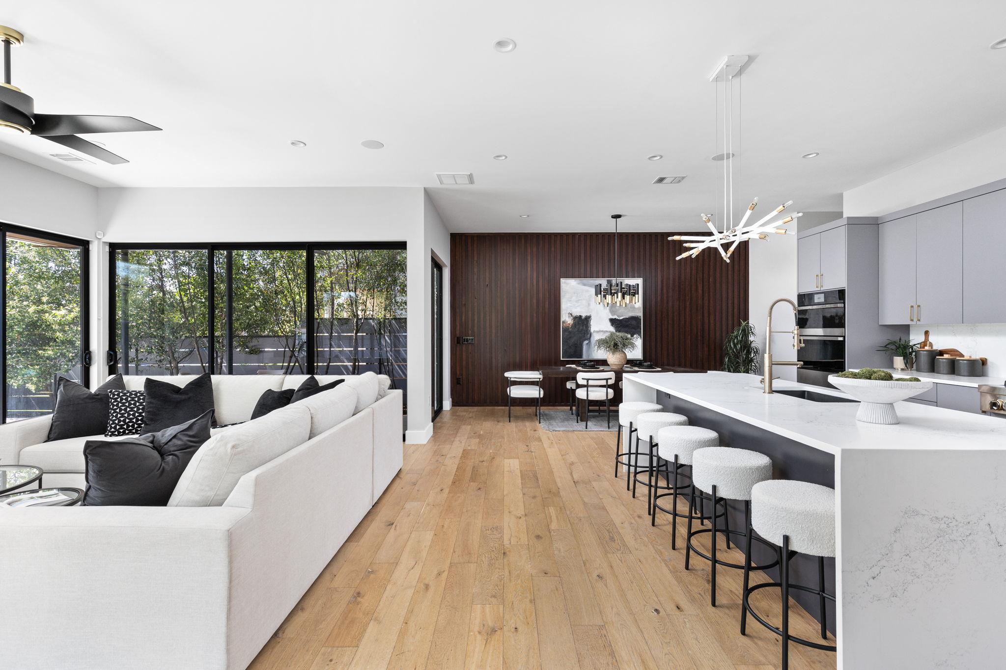 700 Wayside Dr, Austin, TX 78703