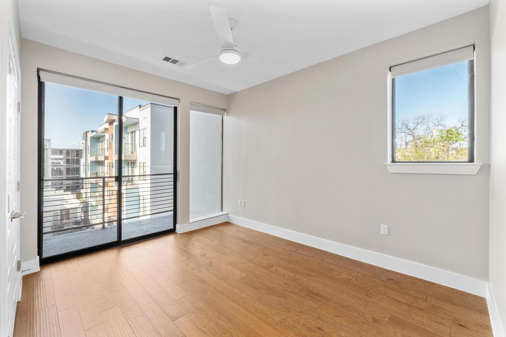 1615 E 7th St # 402, Austin, TX 78702