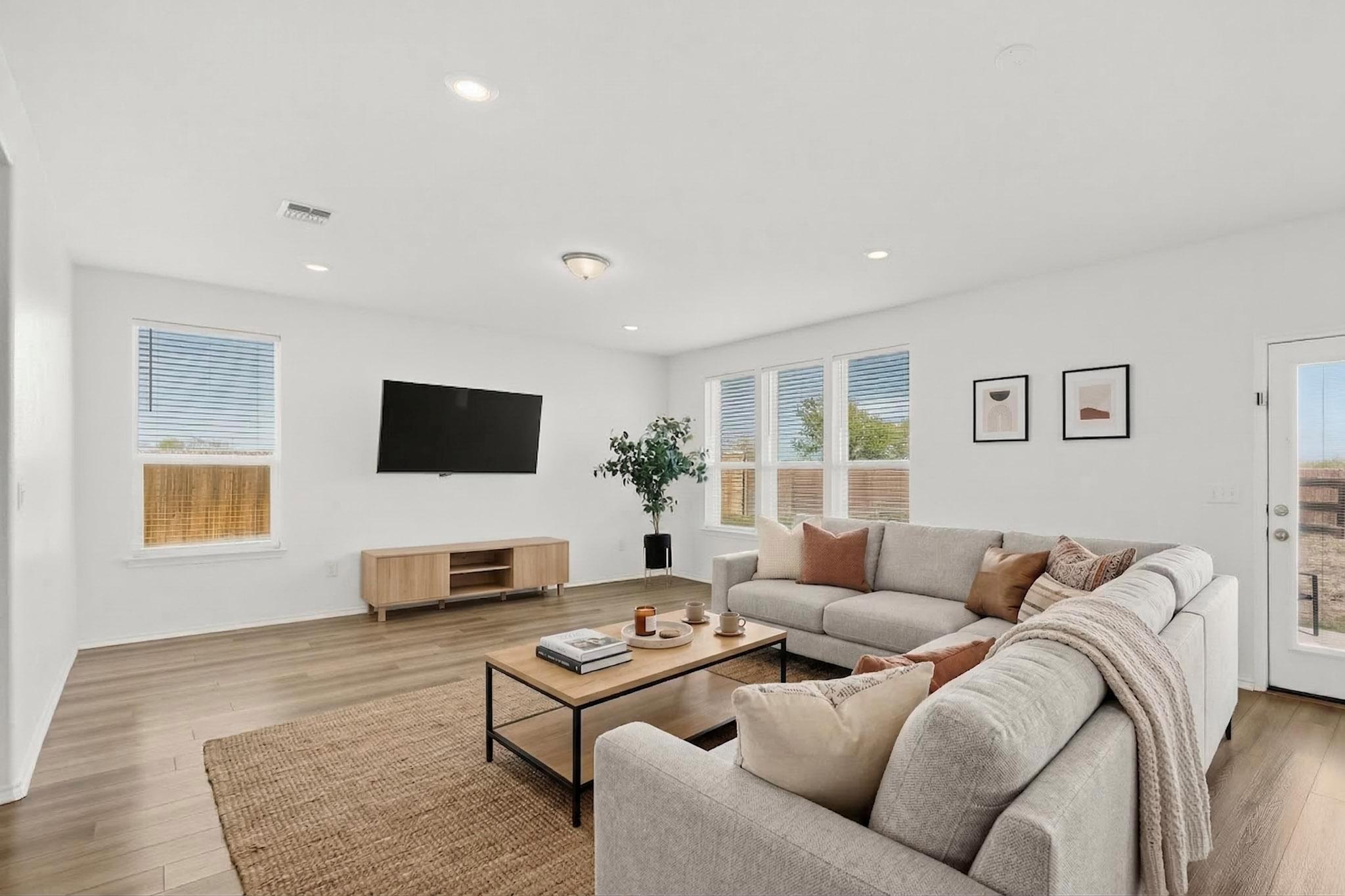 14513 Booted Eagle Pass, Elgin, TX 78621