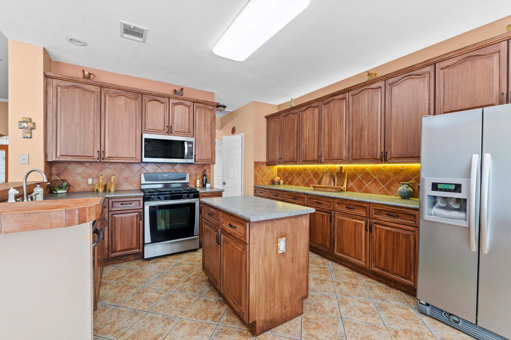 4305 Painted Pony Cv, Austin, TX 78735