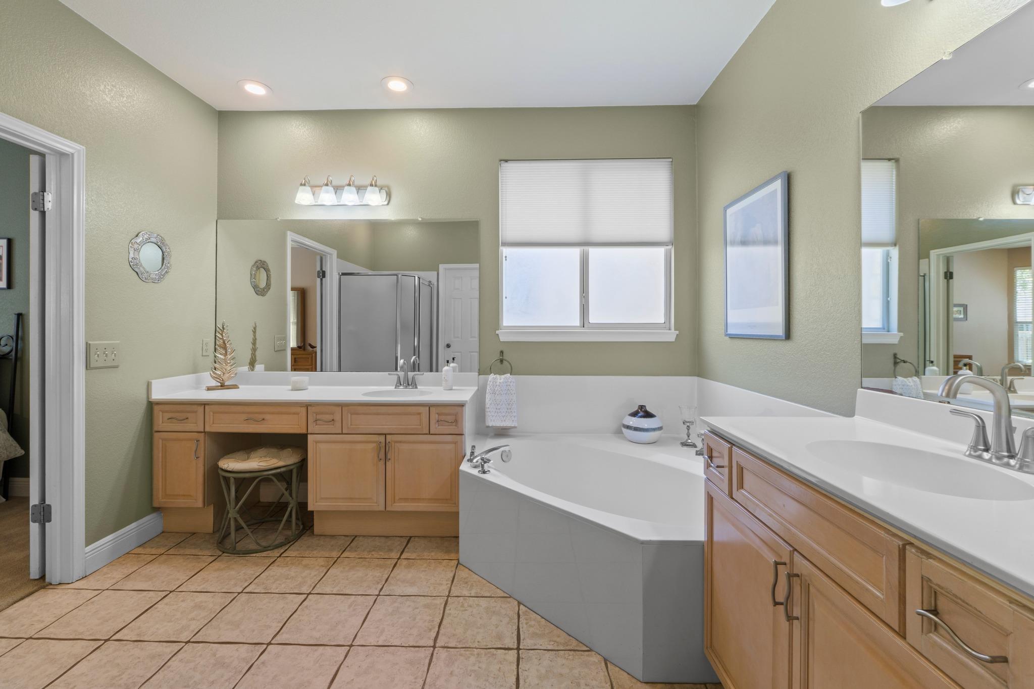 4305 Painted Pony Cv, Austin, TX 78735