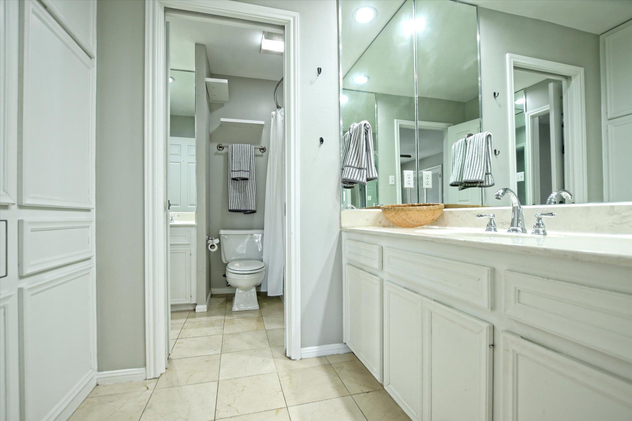 641 W 31st 1/2 St, Austin, TX 78705