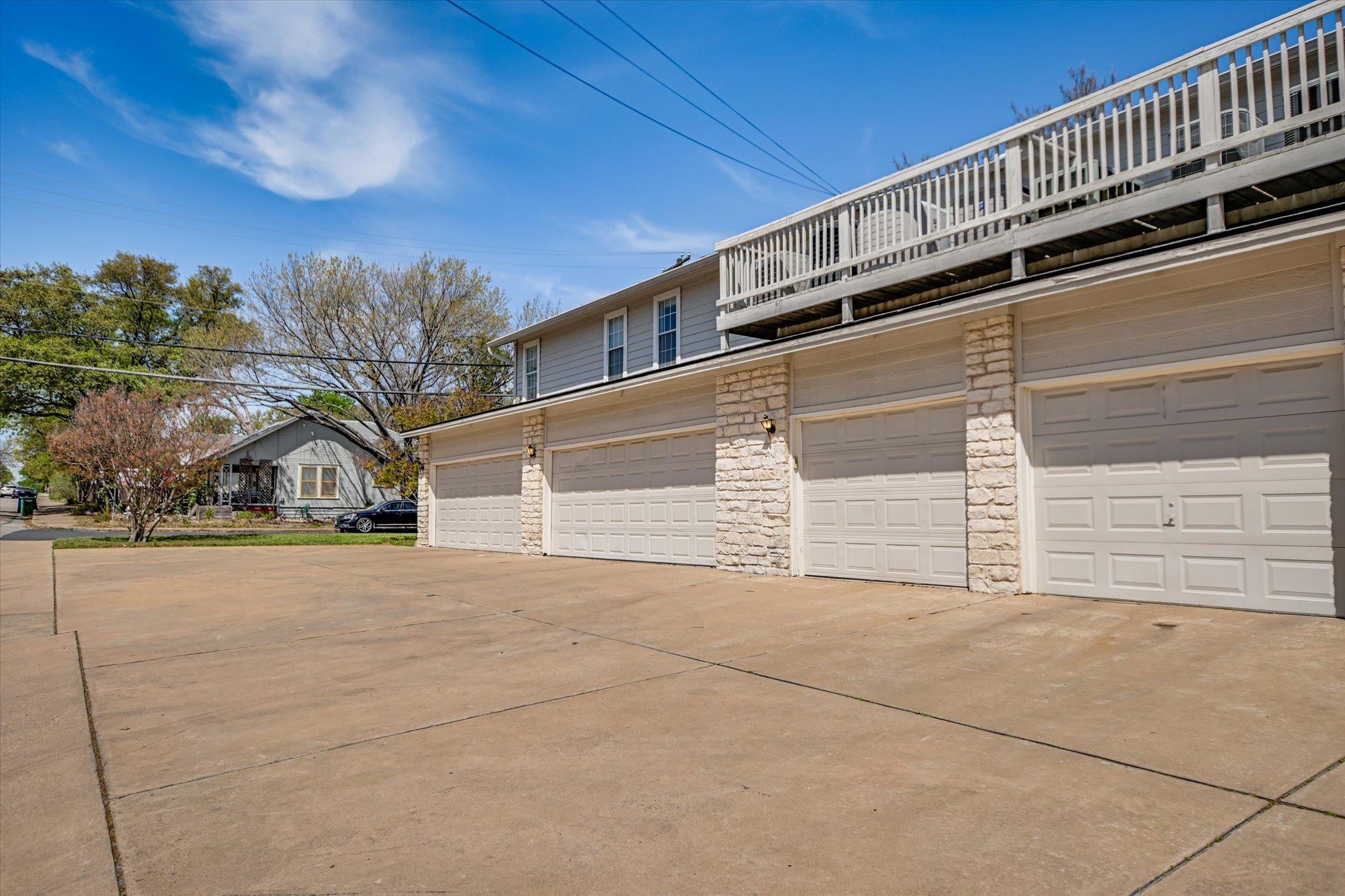 641 W 31st 1/2 St, Austin, TX 78705