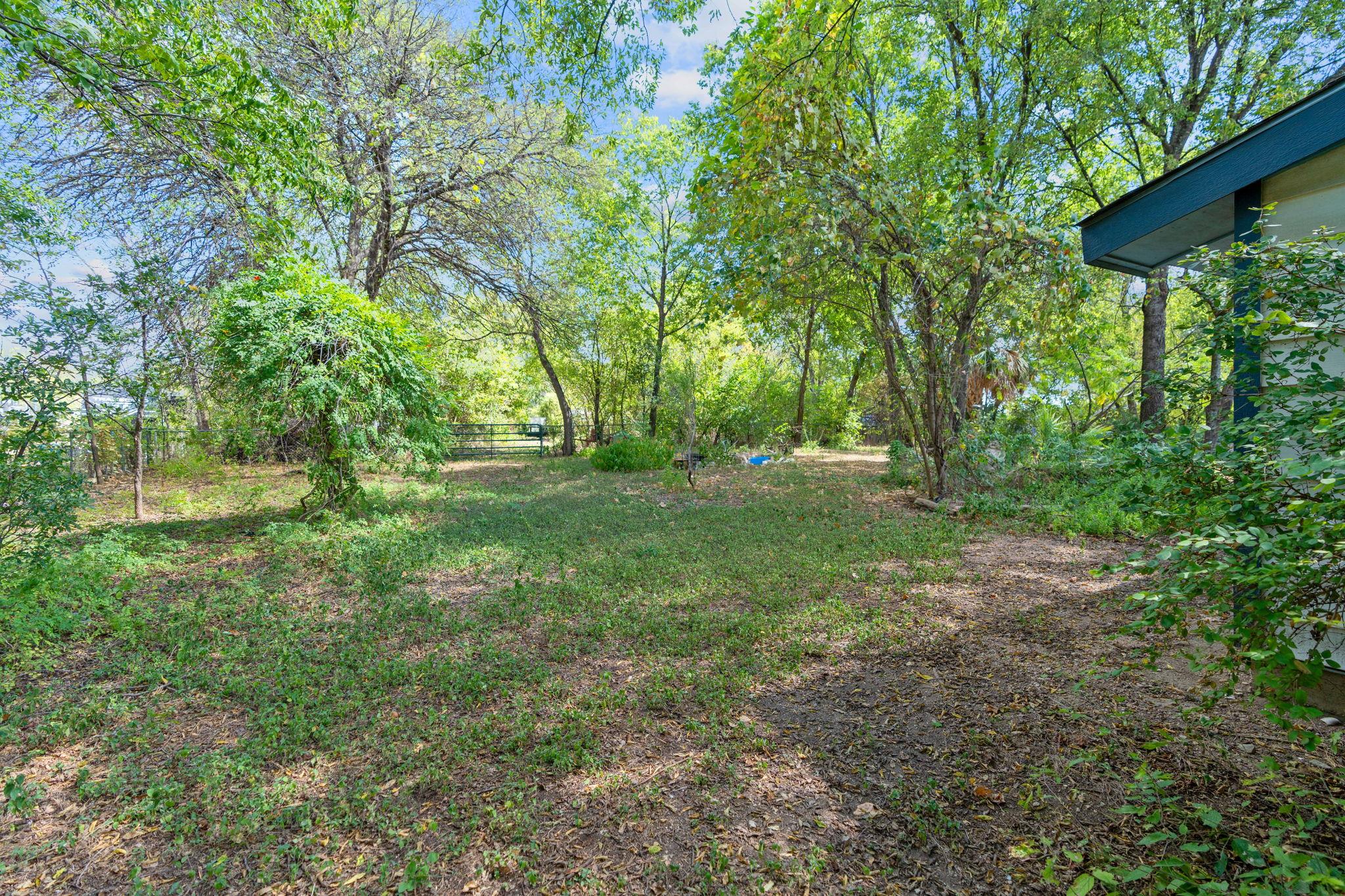 700 & 604 Corral Ln, Austin, TX 78745