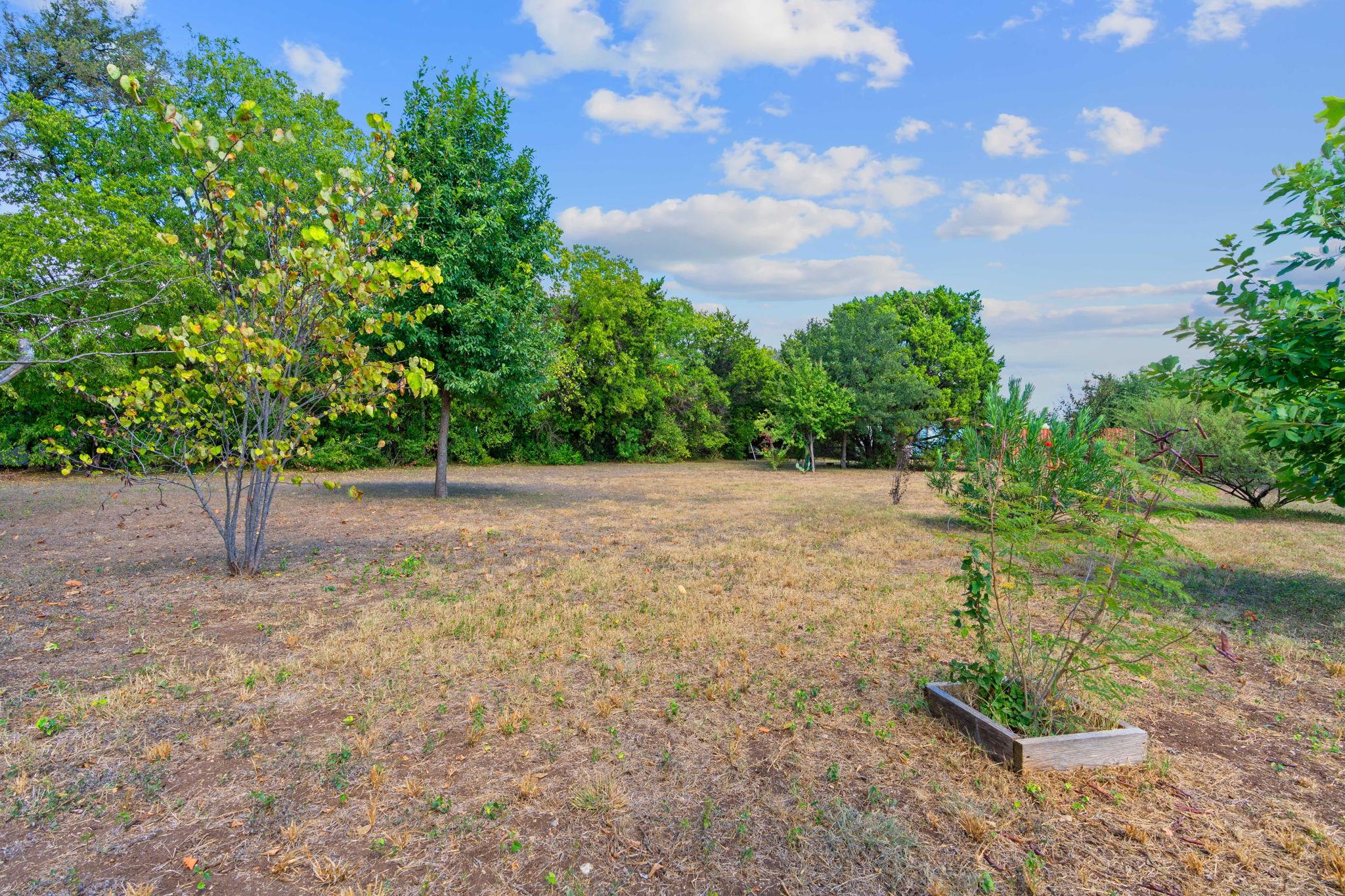 700 & 604 Corral Ln, Austin, TX 78745