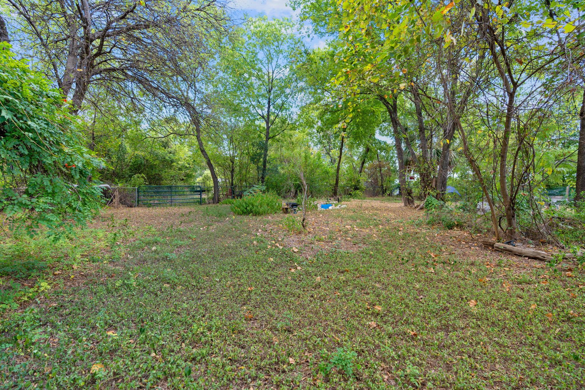 700 & 604 Corral Ln, Austin, TX 78745