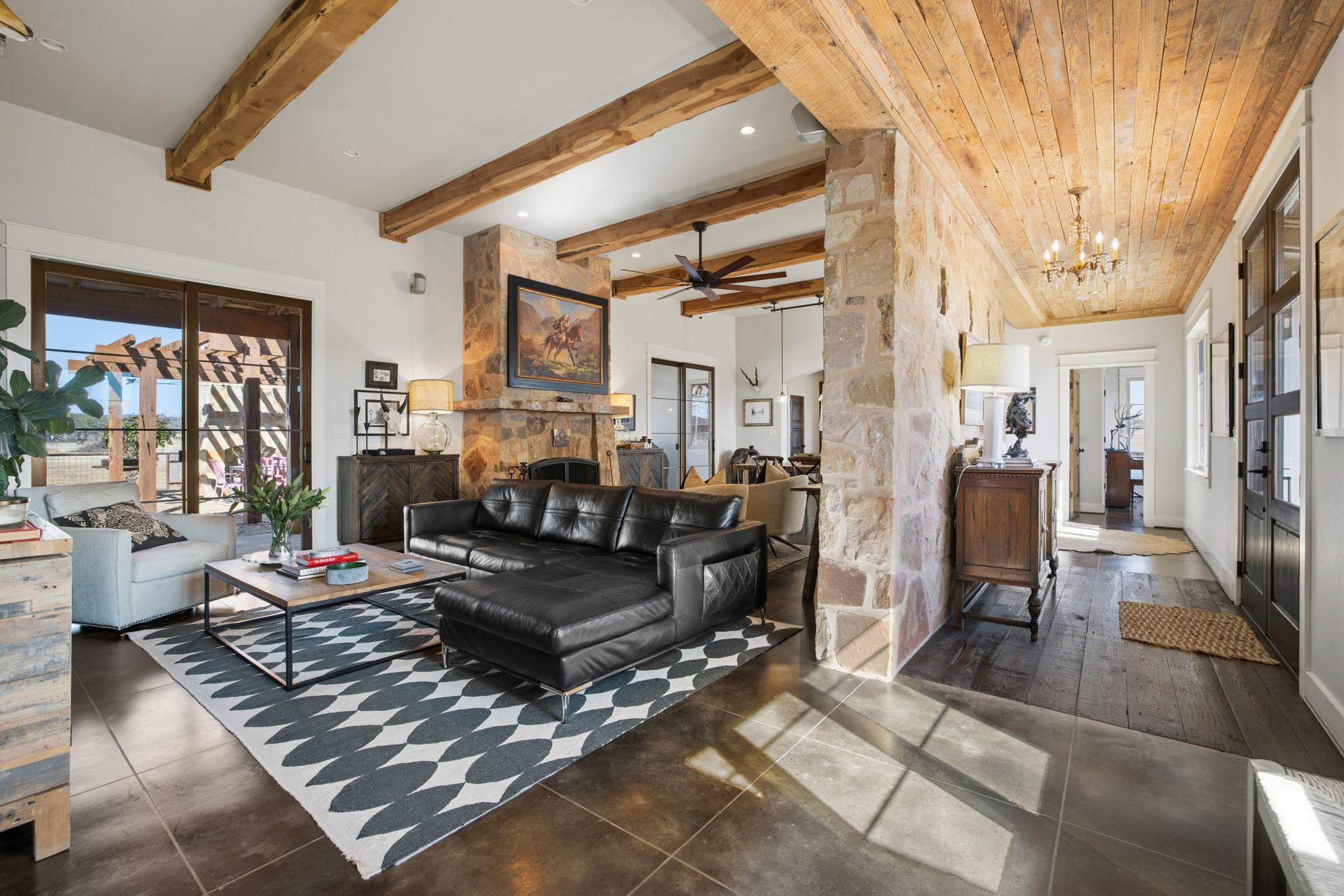 5686 Ranch Rd 1631, Fredericksburg, TX 78624