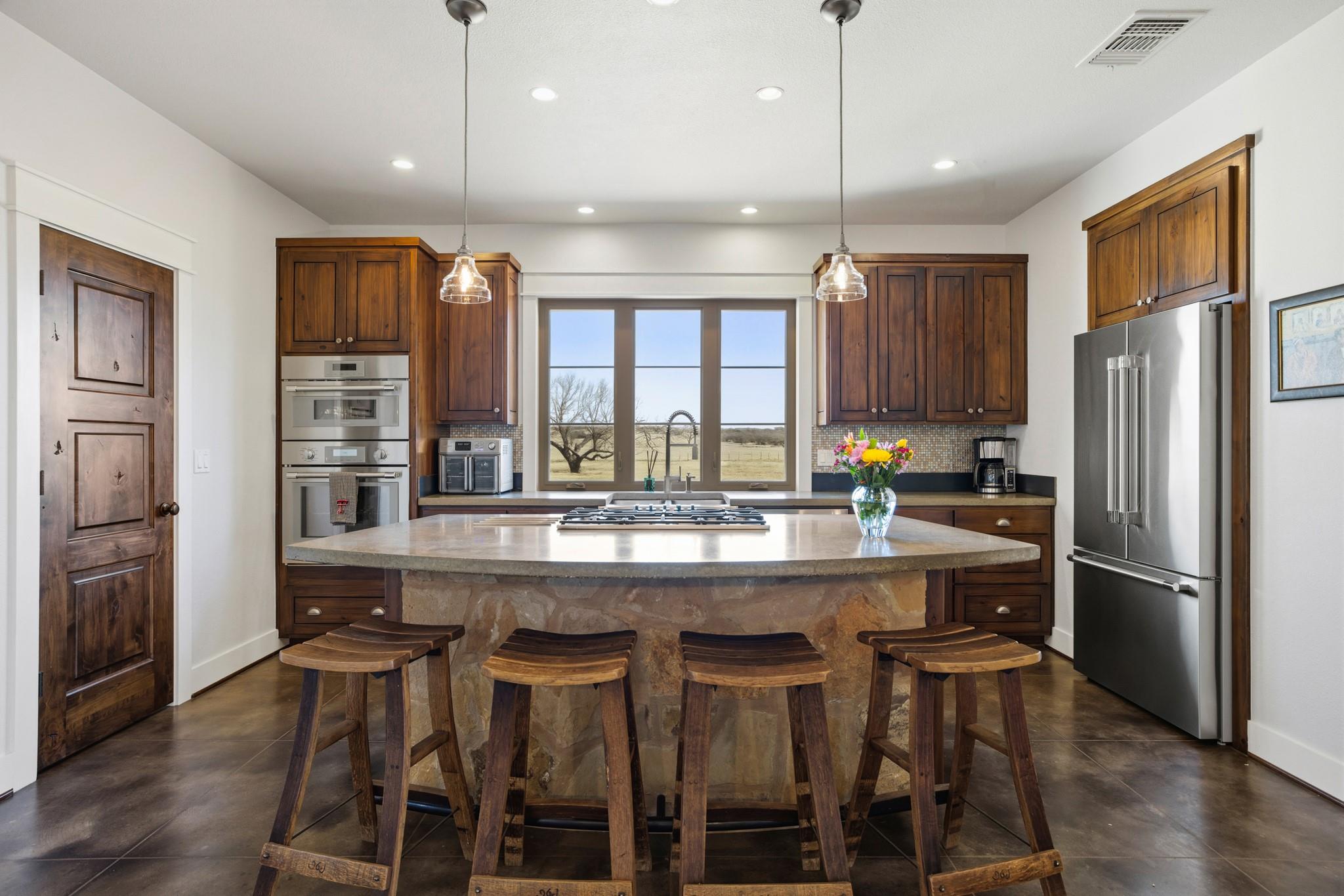 5686 Ranch Rd 1631, Fredericksburg, TX 78624