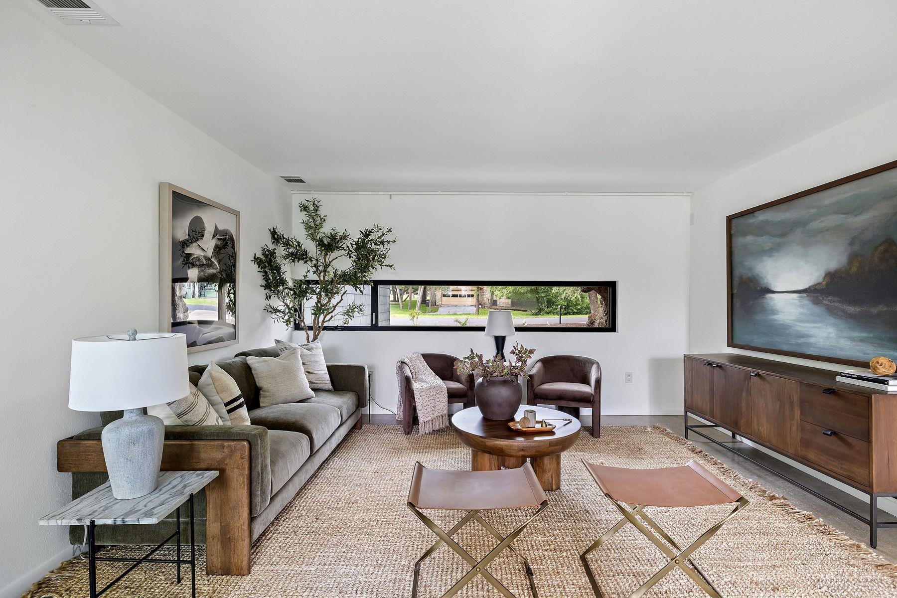 9400 Shady Oaks Dr, Austin, TX 78729