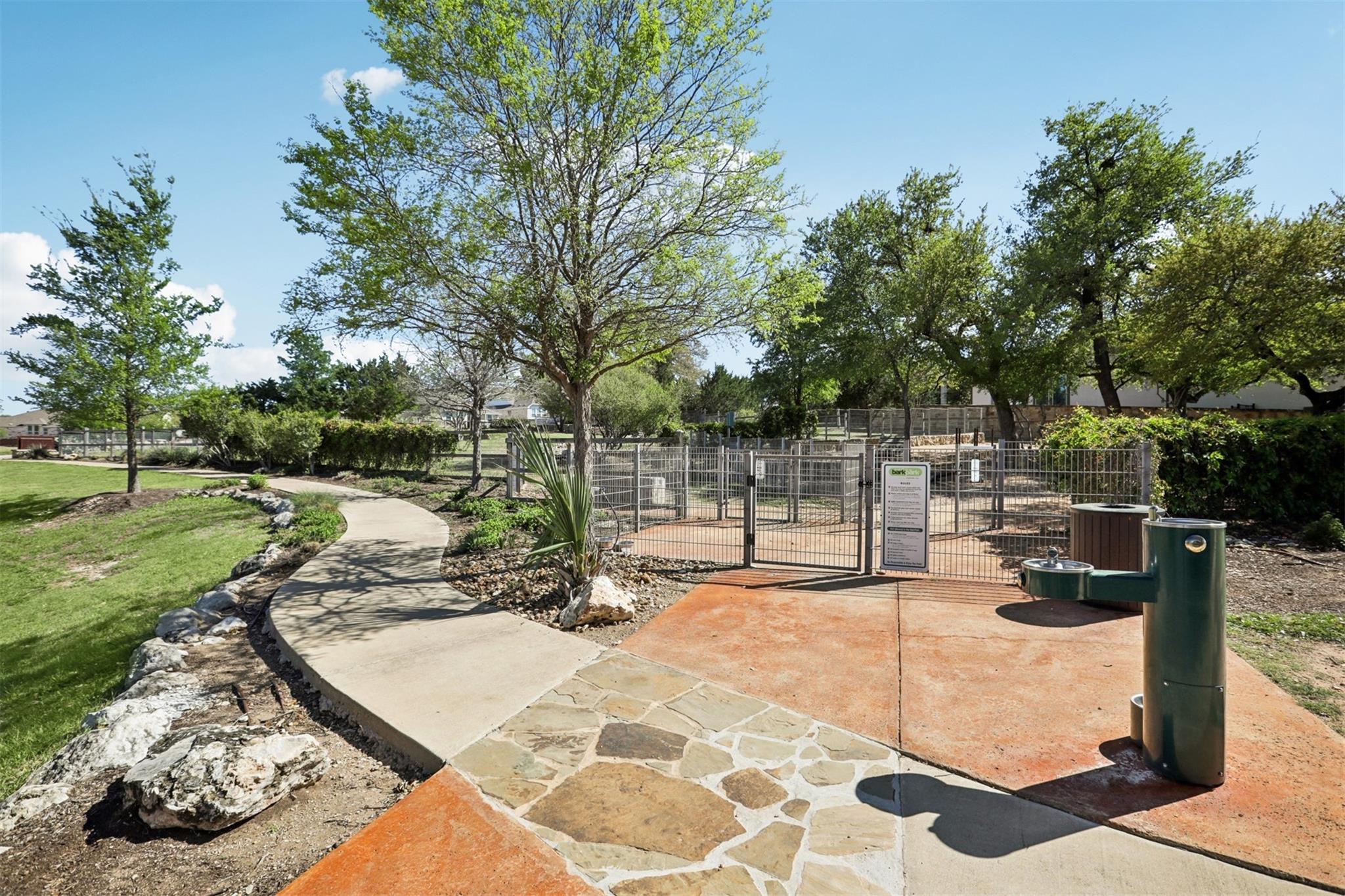 109 Serrano St, Georgetown, TX 78628