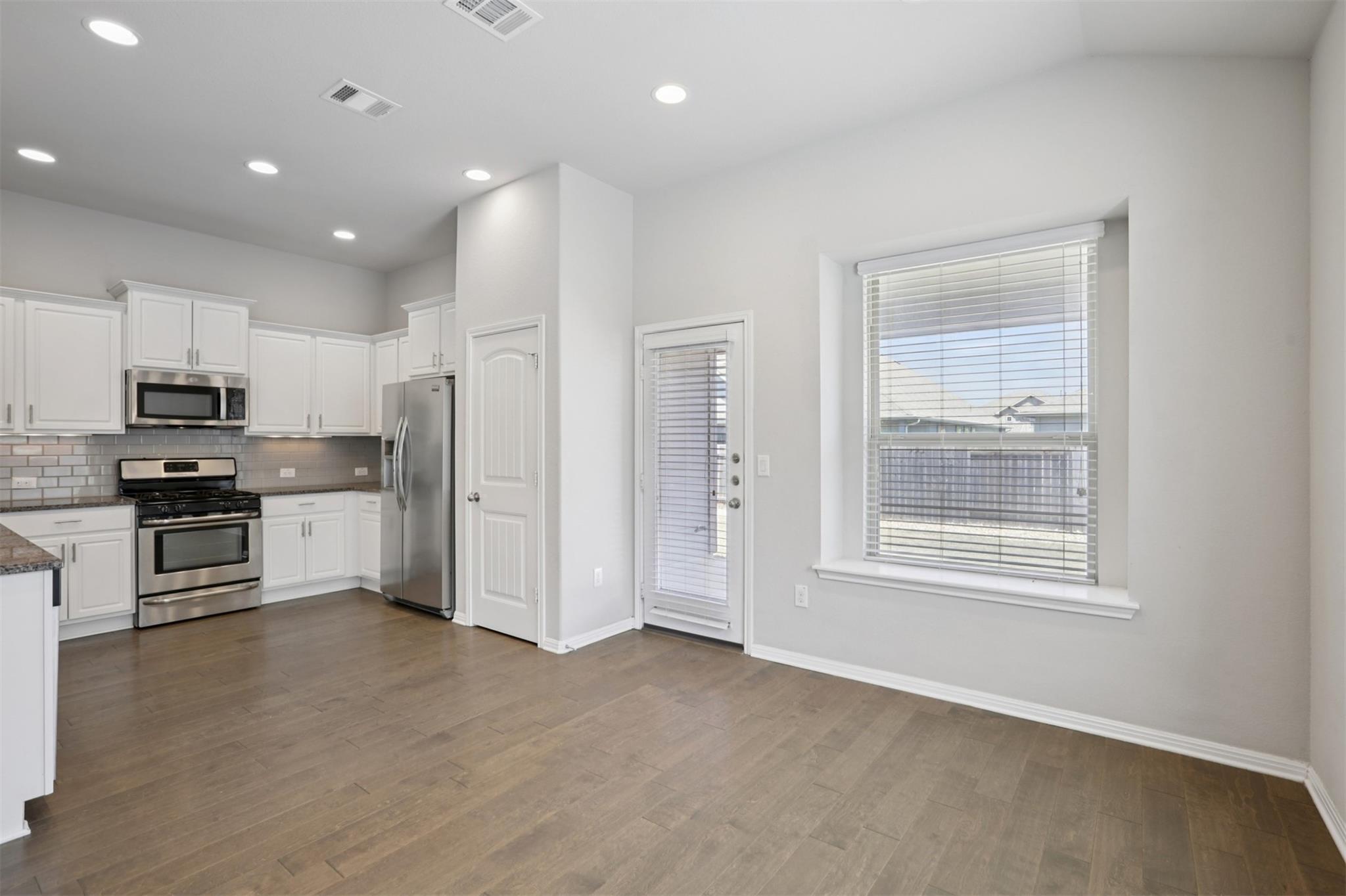 109 Serrano St, Georgetown, TX 78628