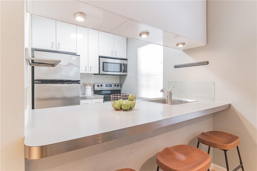 300 Crockett St # 116, Austin, TX 78704