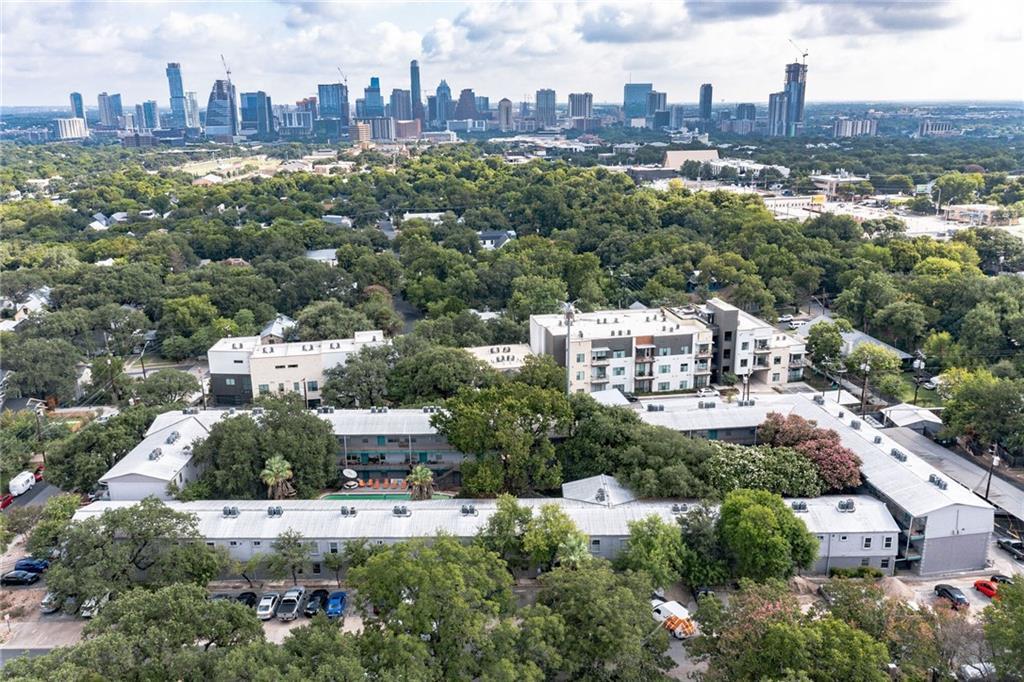 300 Crockett St # 116, Austin, TX 78704