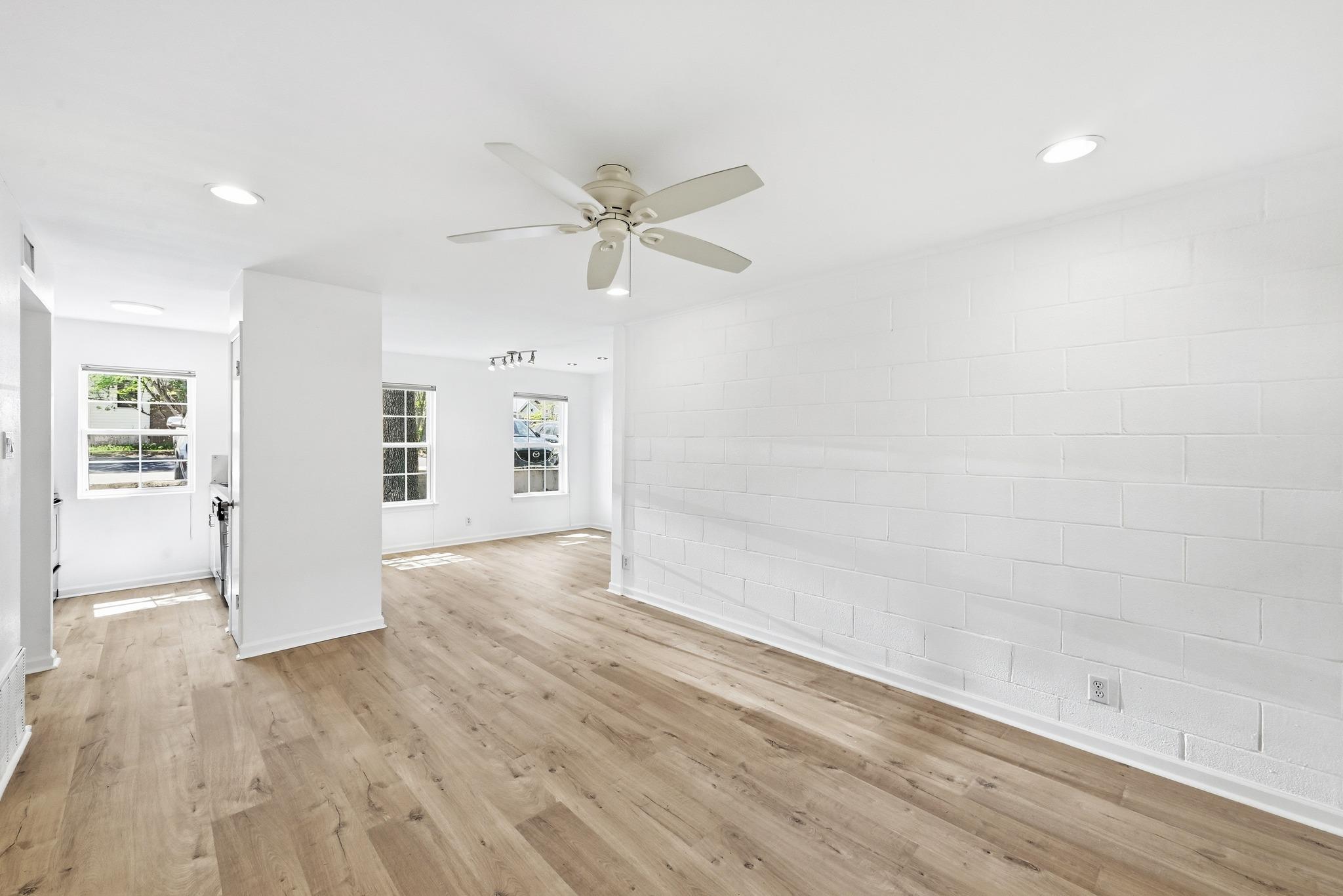 300 Crockett St # 116, Austin, TX 78704