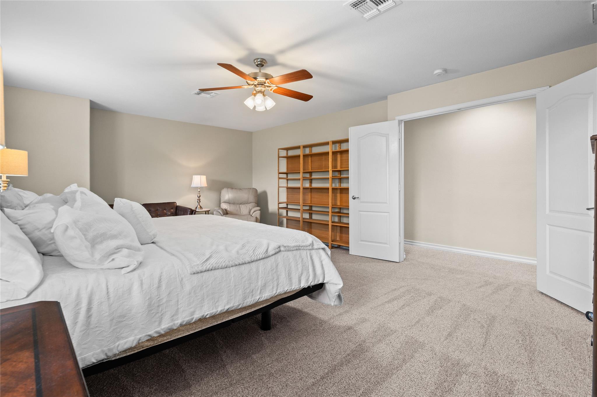 328 Island Oak Dr, Austin, TX 78748