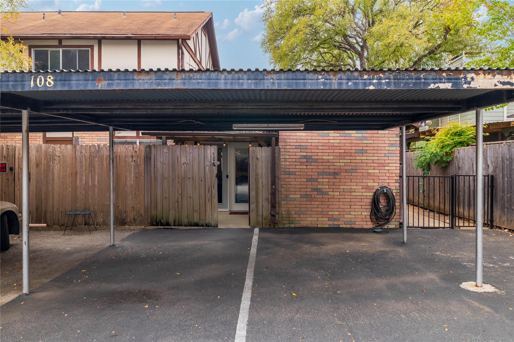 7406 Shadow Hill Dr # 108, Austin, TX 78731