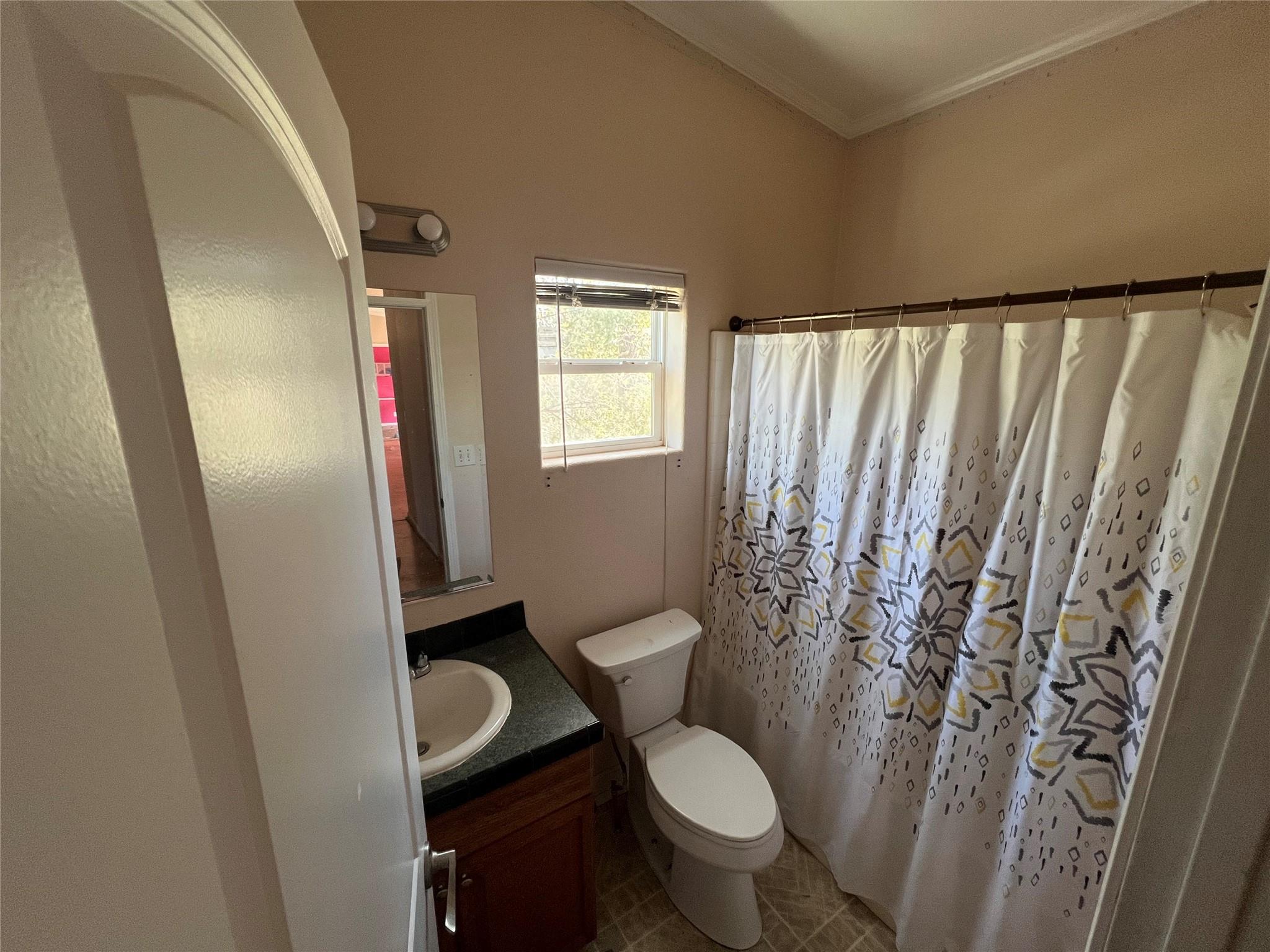 111 Road Runner Ln, Bastrop, TX 78602