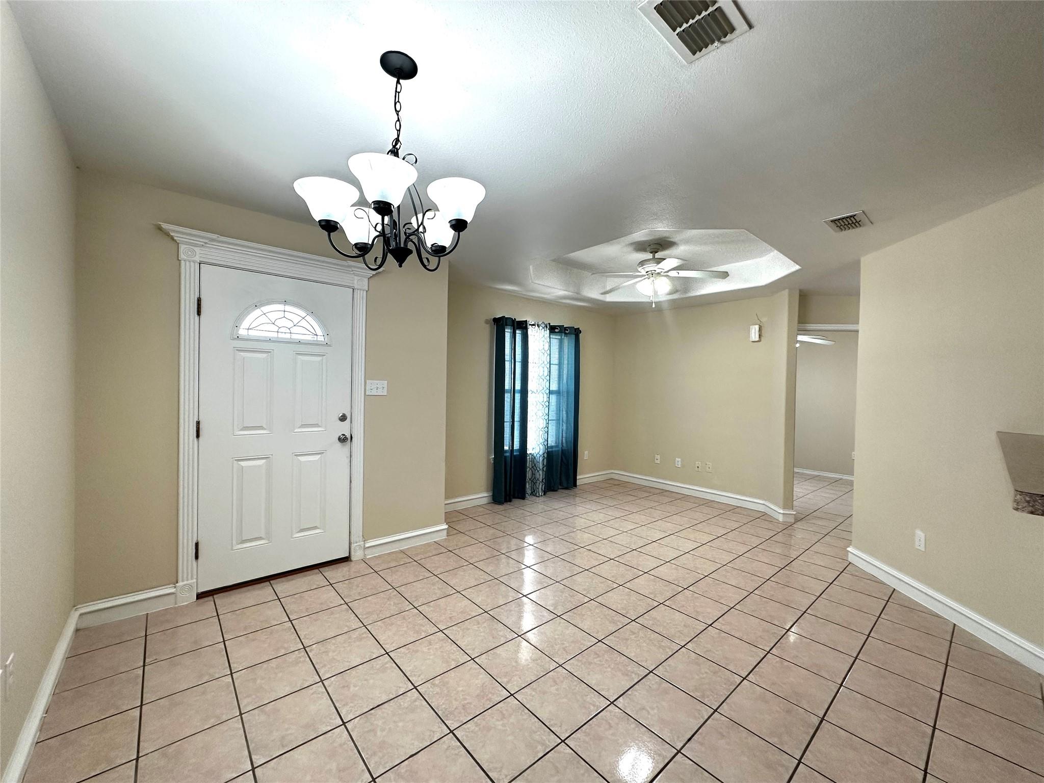 1041 Pasto Dr, Los Fresnos, TX 78566