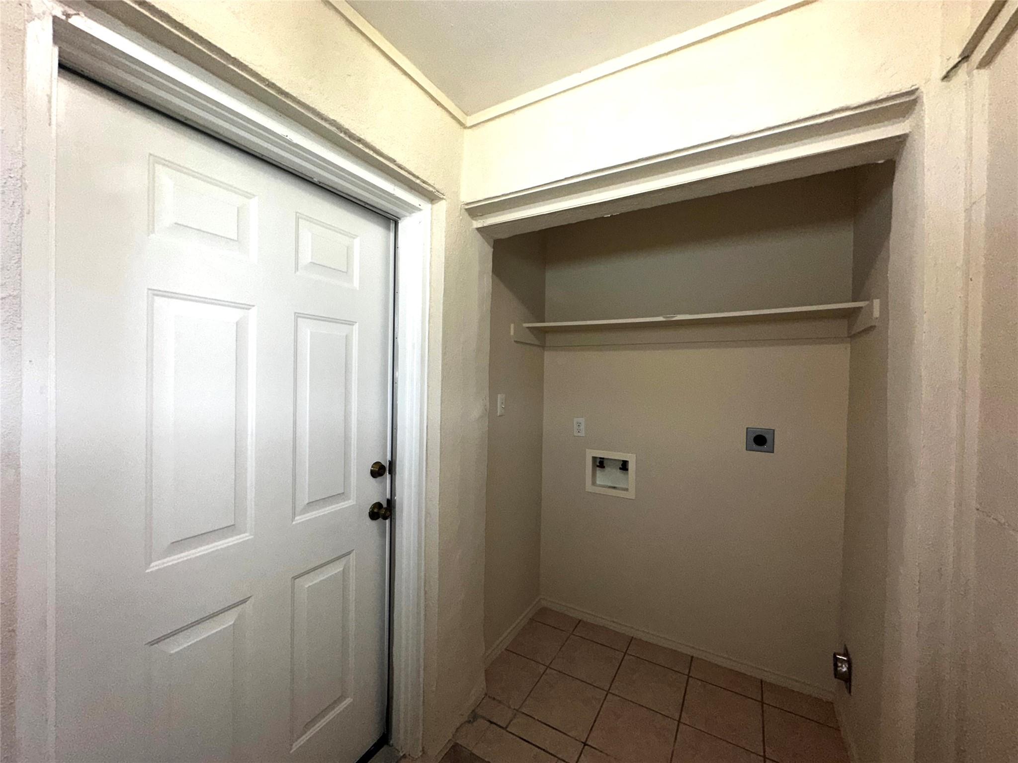 1041 Pasto Dr, Los Fresnos, TX 78566