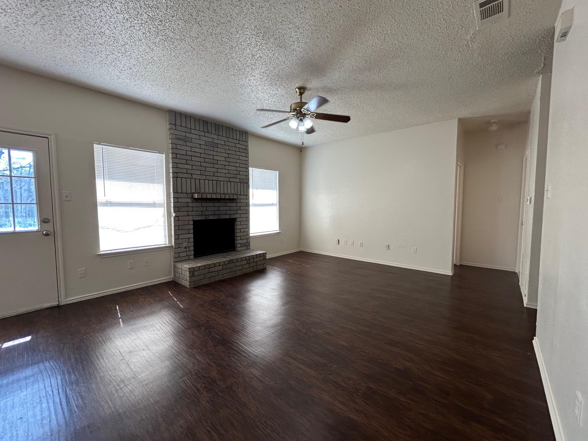 1113 York Castle Dr, Pflugerville, TX 78660