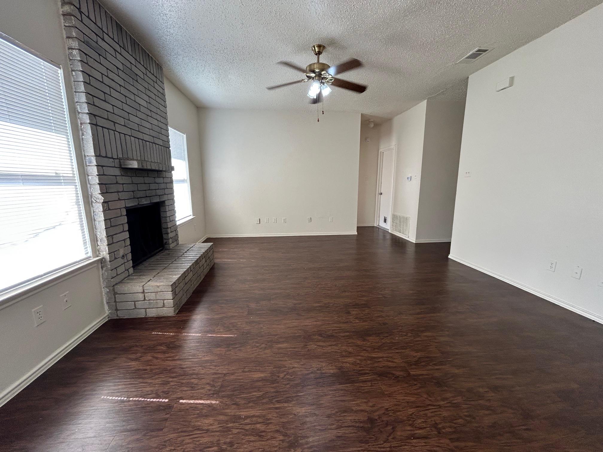 1113 York Castle Dr, Pflugerville, TX 78660