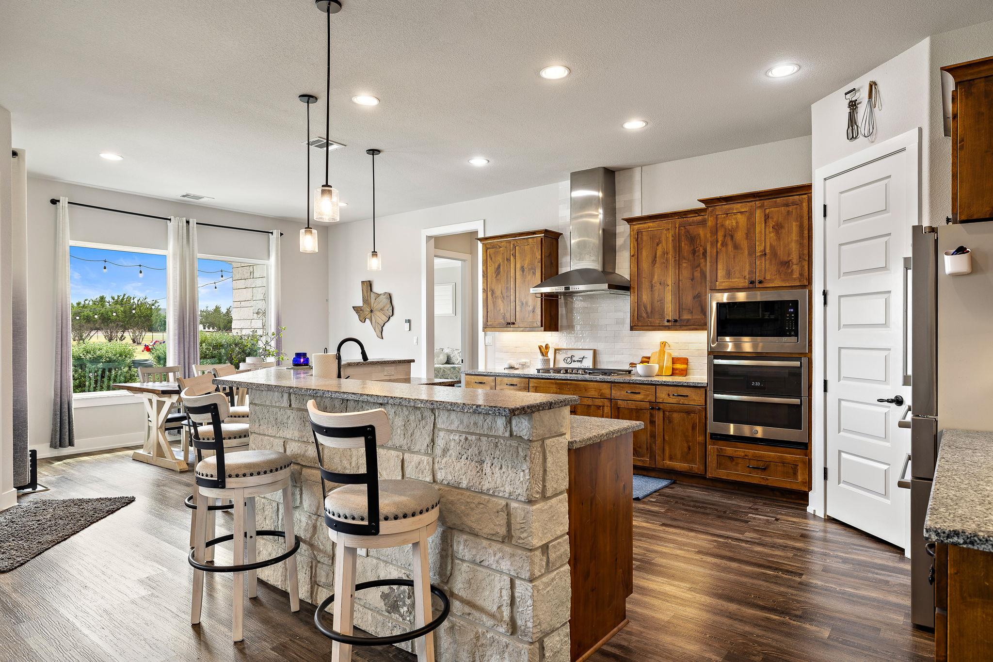 508 Purple Salvia Cv, Liberty Hill, TX 78642