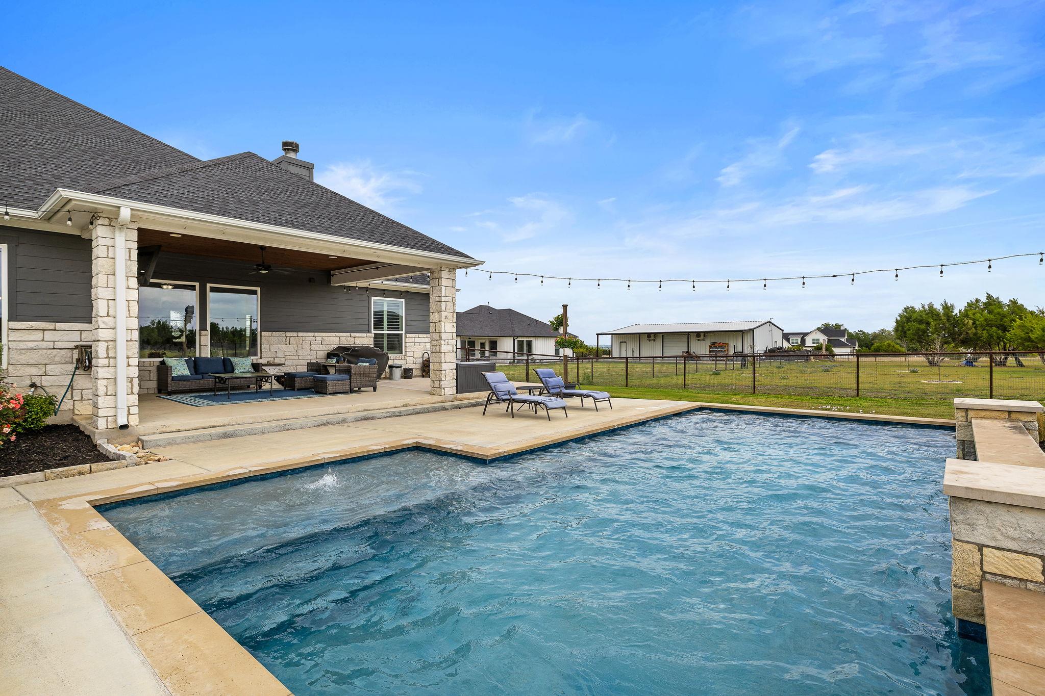 508 Purple Salvia Cv, Liberty Hill, TX 78642