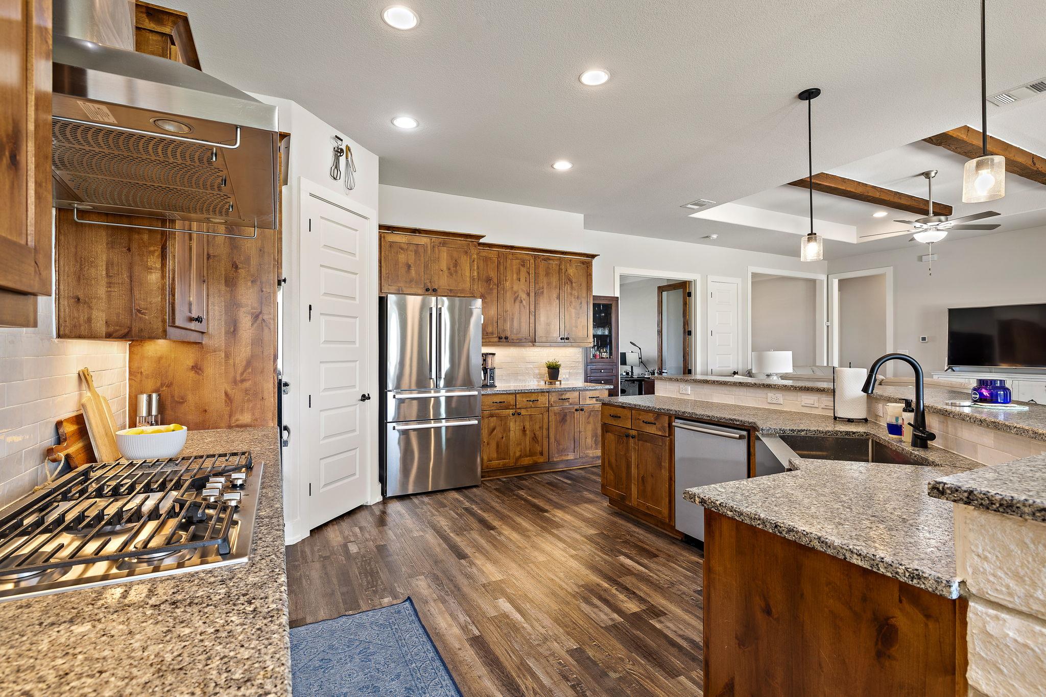 508 Purple Salvia Cv, Liberty Hill, TX 78642