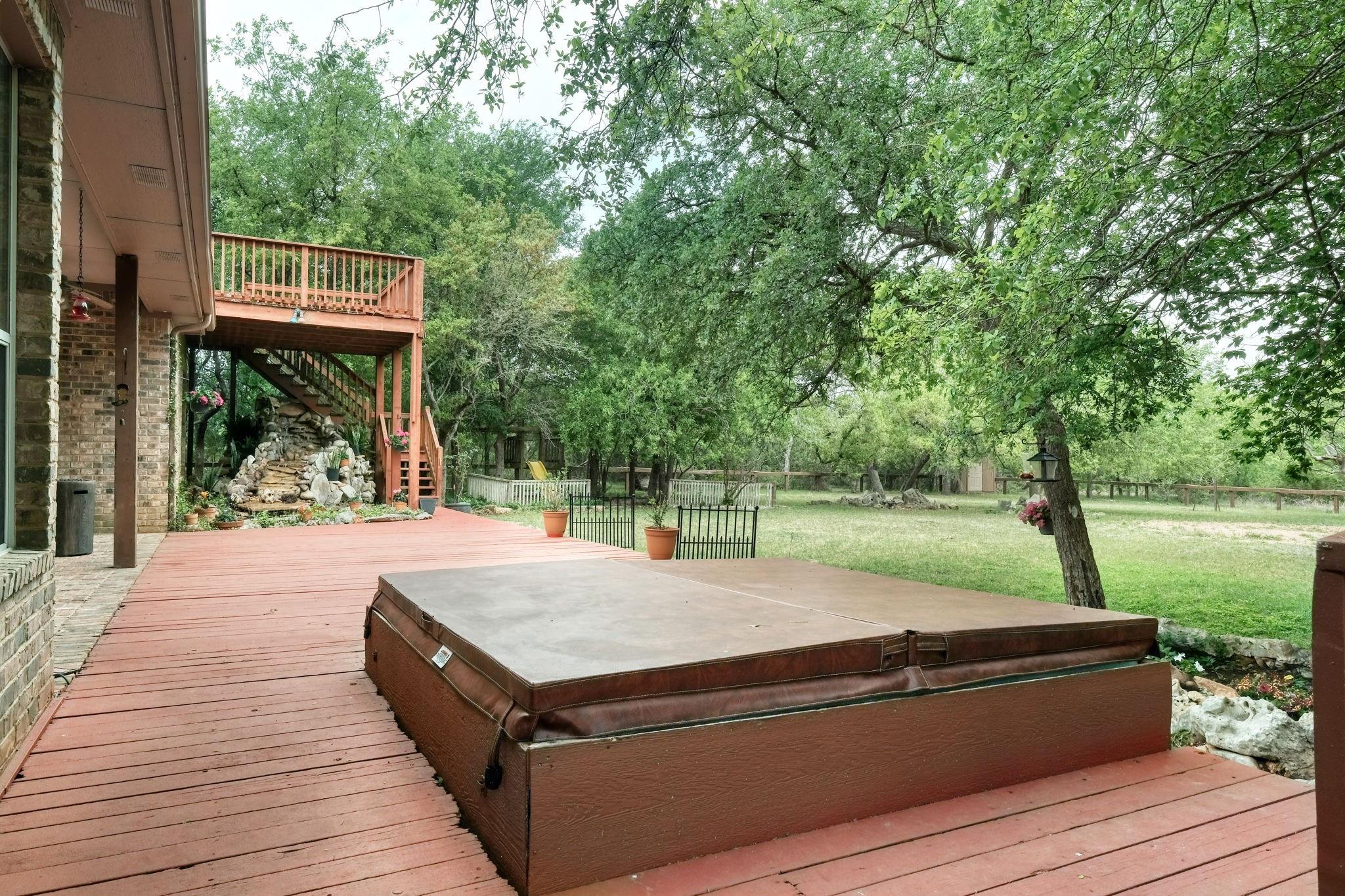 430 Indian Hill Trl, Kyle, TX 78640