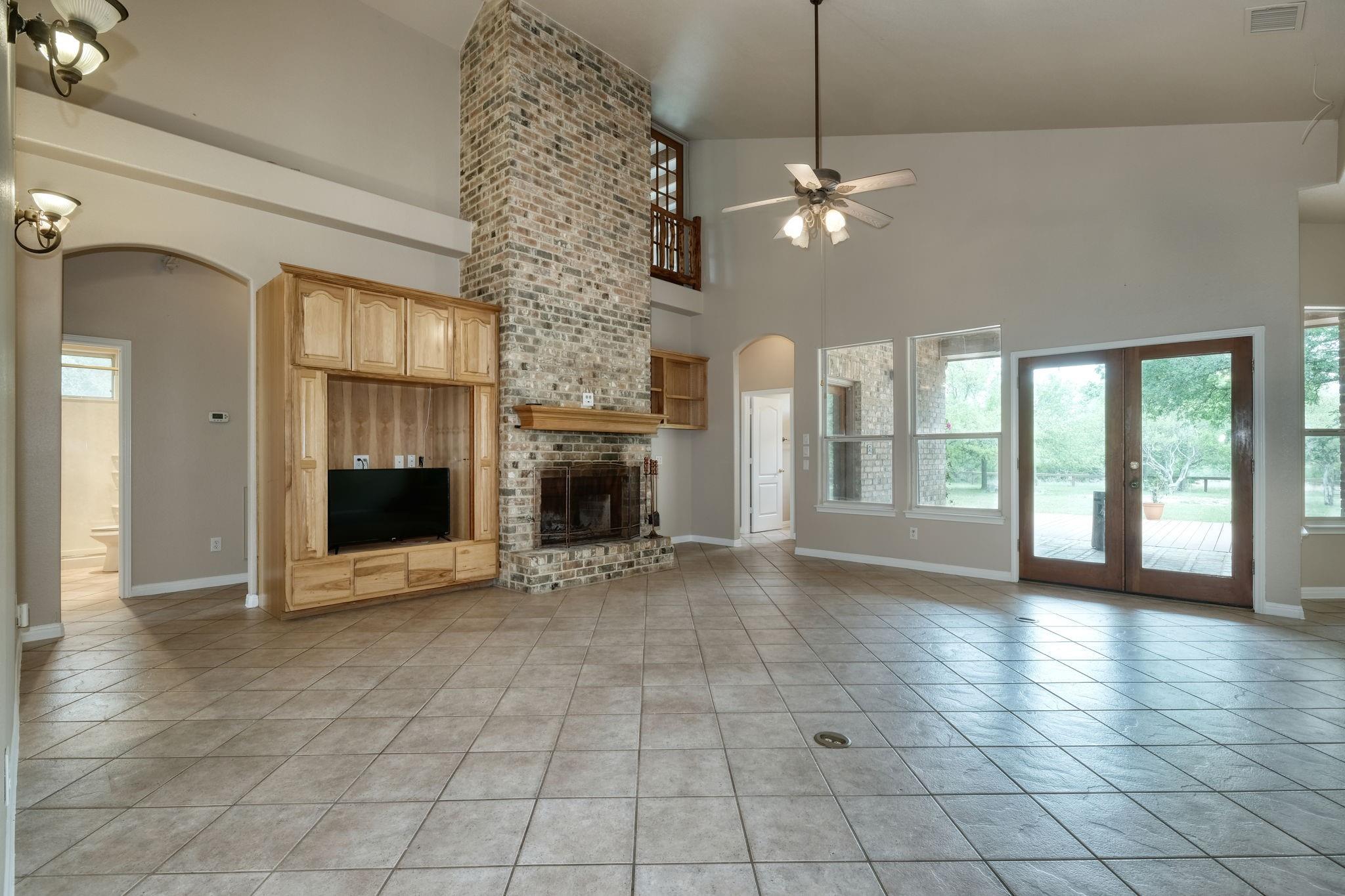 430 Indian Hill Trl, Kyle, TX 78640