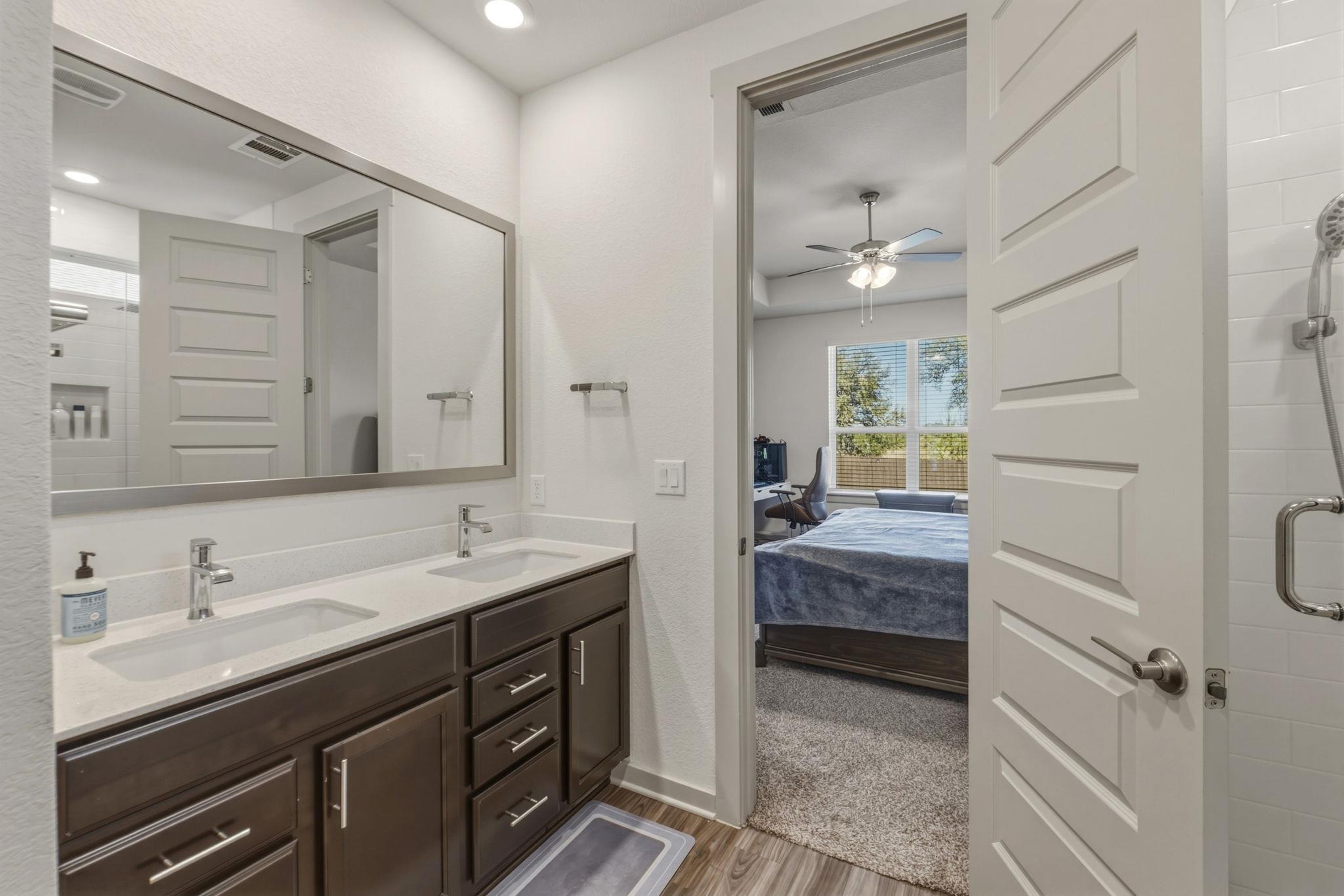 1640 Flying Horseshoe Bnd, Georgetown, TX 78628