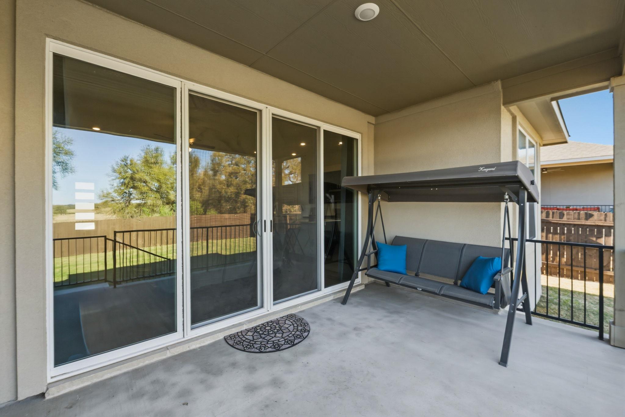 1640 Flying Horseshoe Bnd, Georgetown, TX 78628