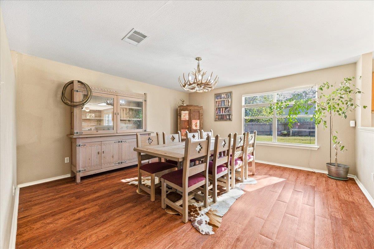 116 Devons Cv, Buda, TX 78610