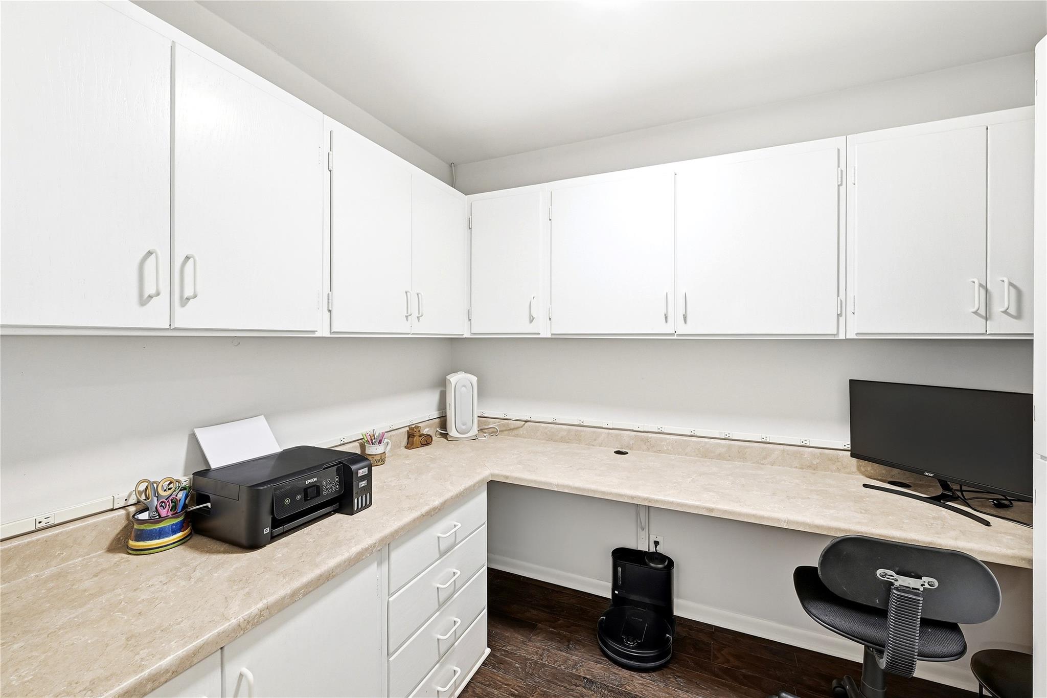 105 Melody St, Lakeway, TX 78734