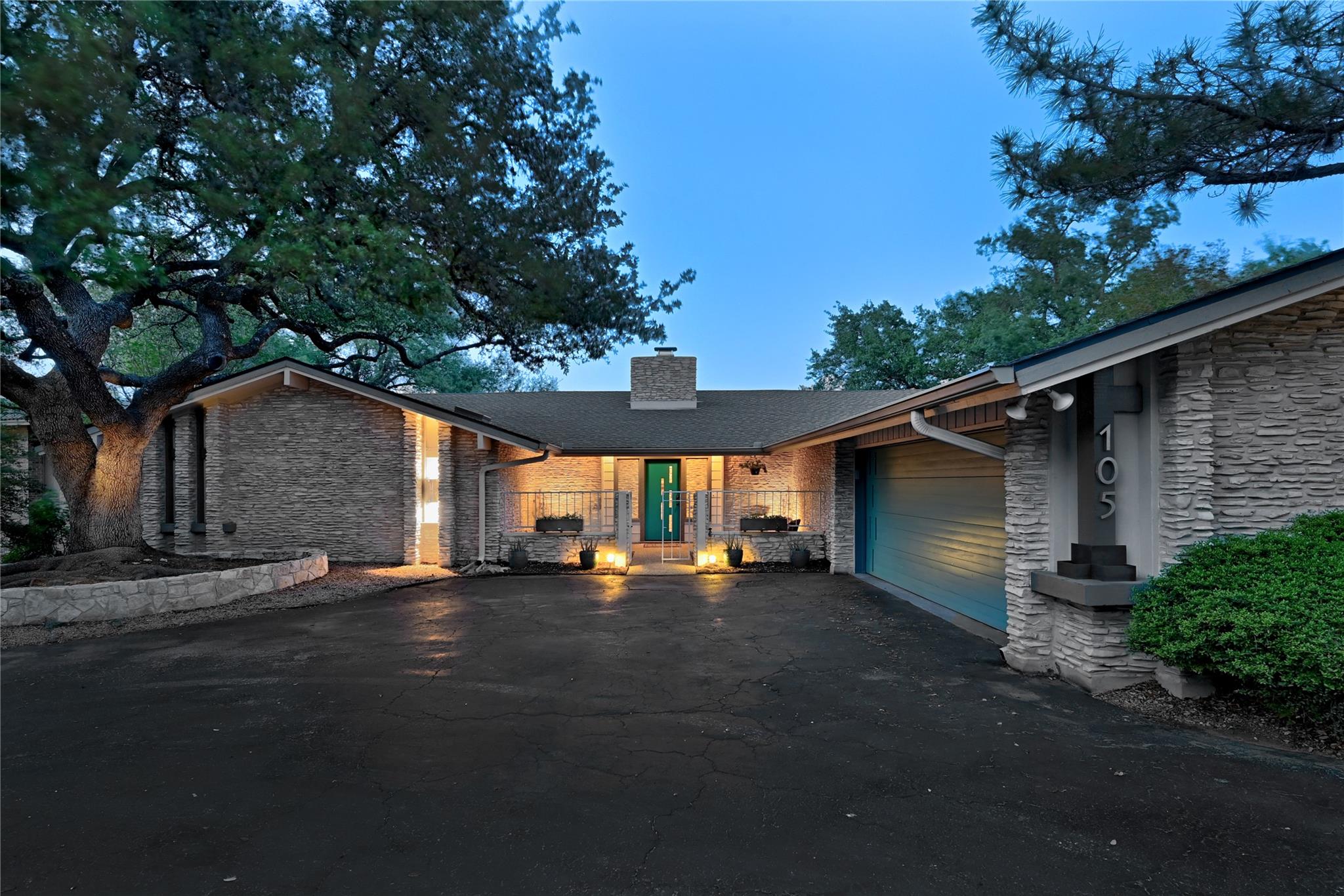 105 Melody St, Lakeway, TX 78734