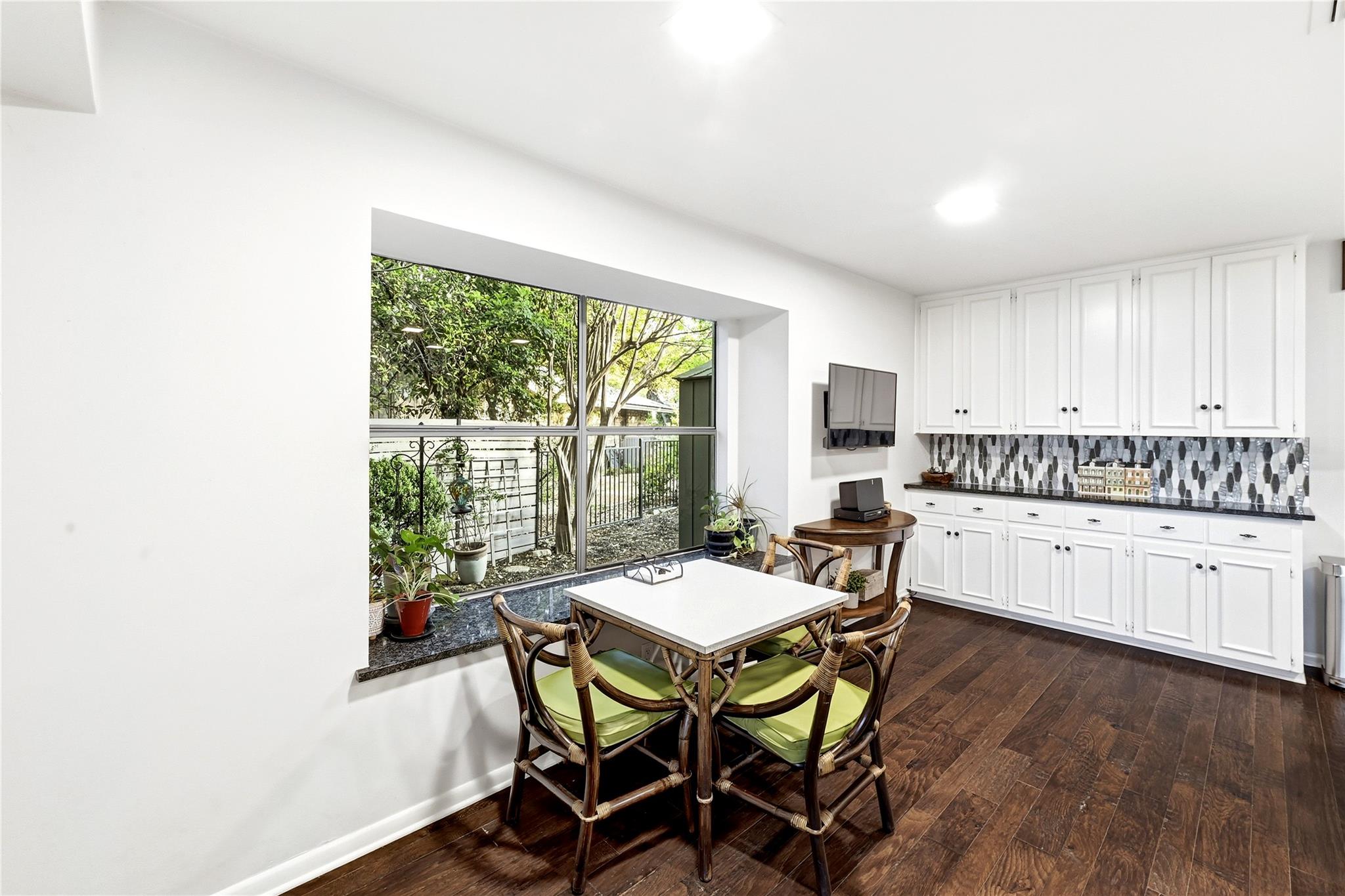 105 Melody St, Lakeway, TX 78734