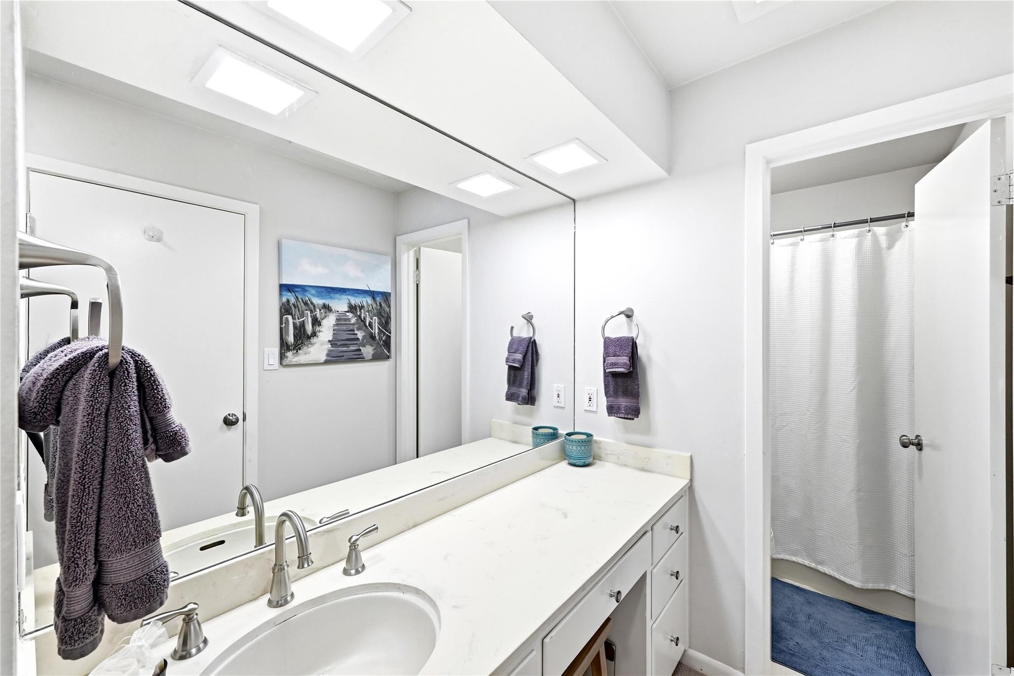 105 Melody St, Lakeway, TX 78734