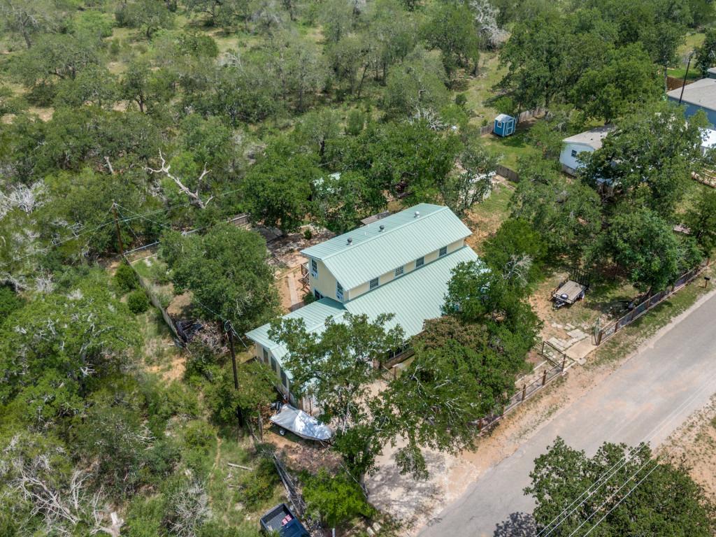 745 Driftwood Ln, Cottonwood Shores, TX 78657