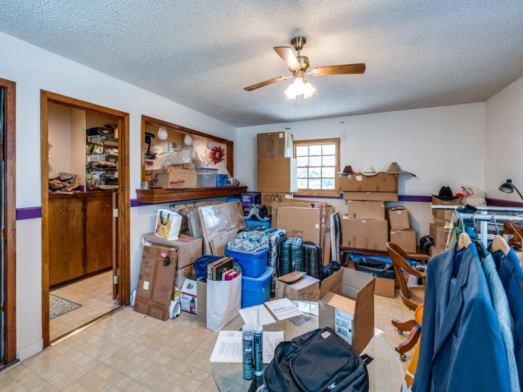 745 Driftwood Ln, Cottonwood Shores, TX 78657