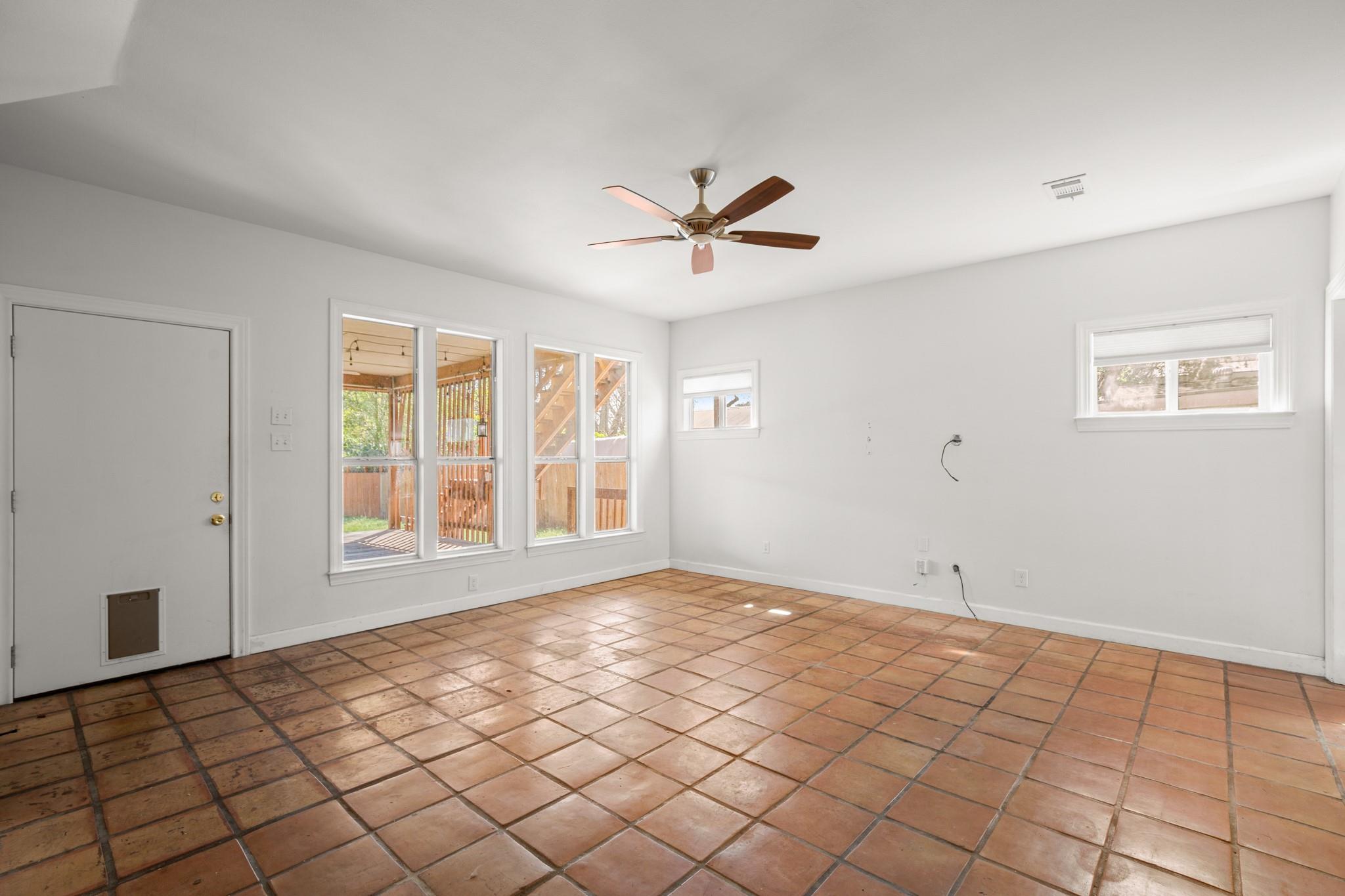 2209 S 3rd St, Austin, TX 78704