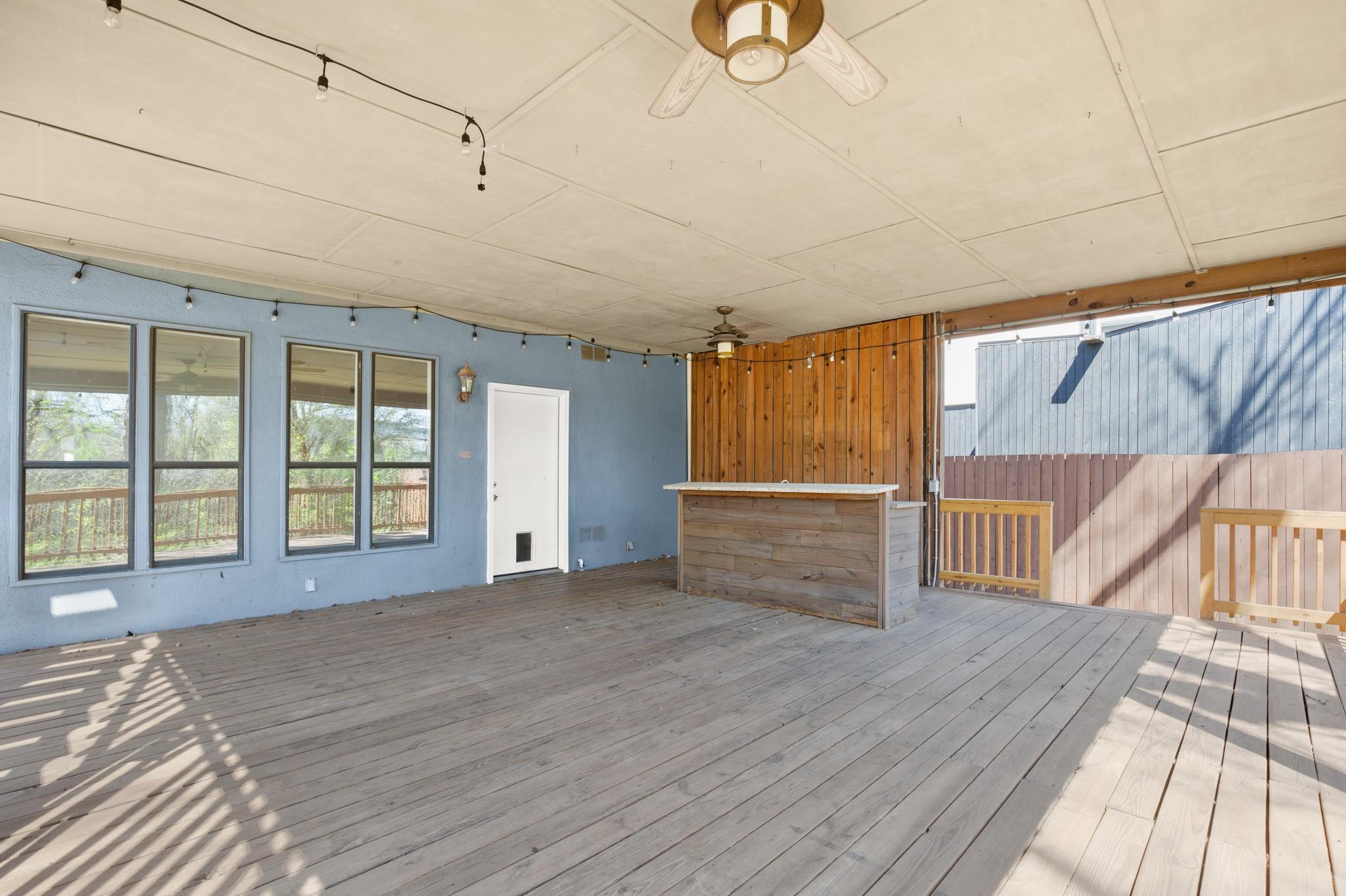 2209 S 3rd St, Austin, TX 78704