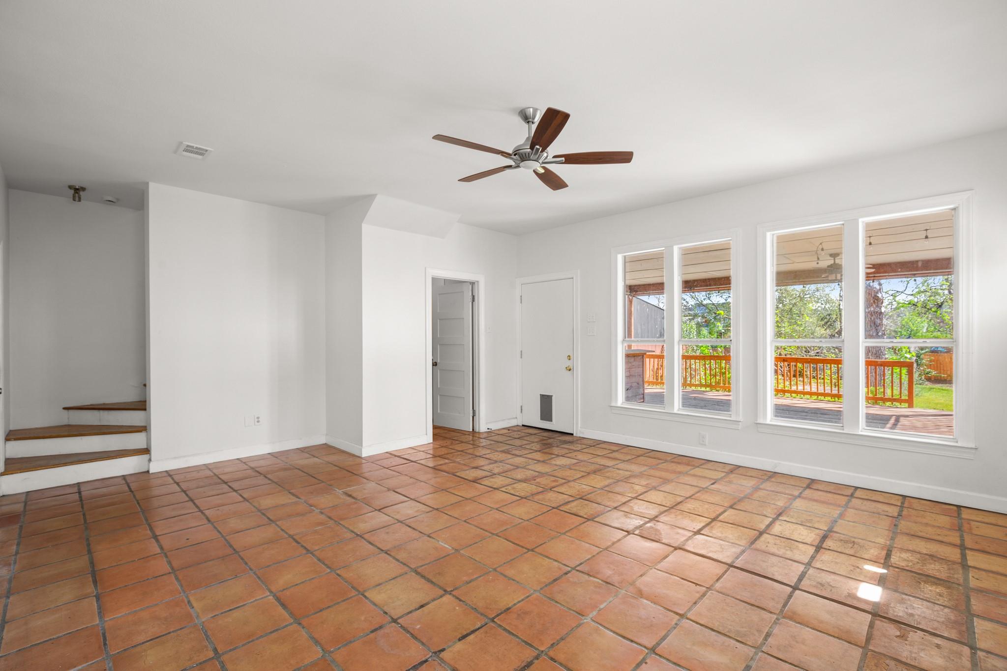 2209 S 3rd St, Austin, TX 78704